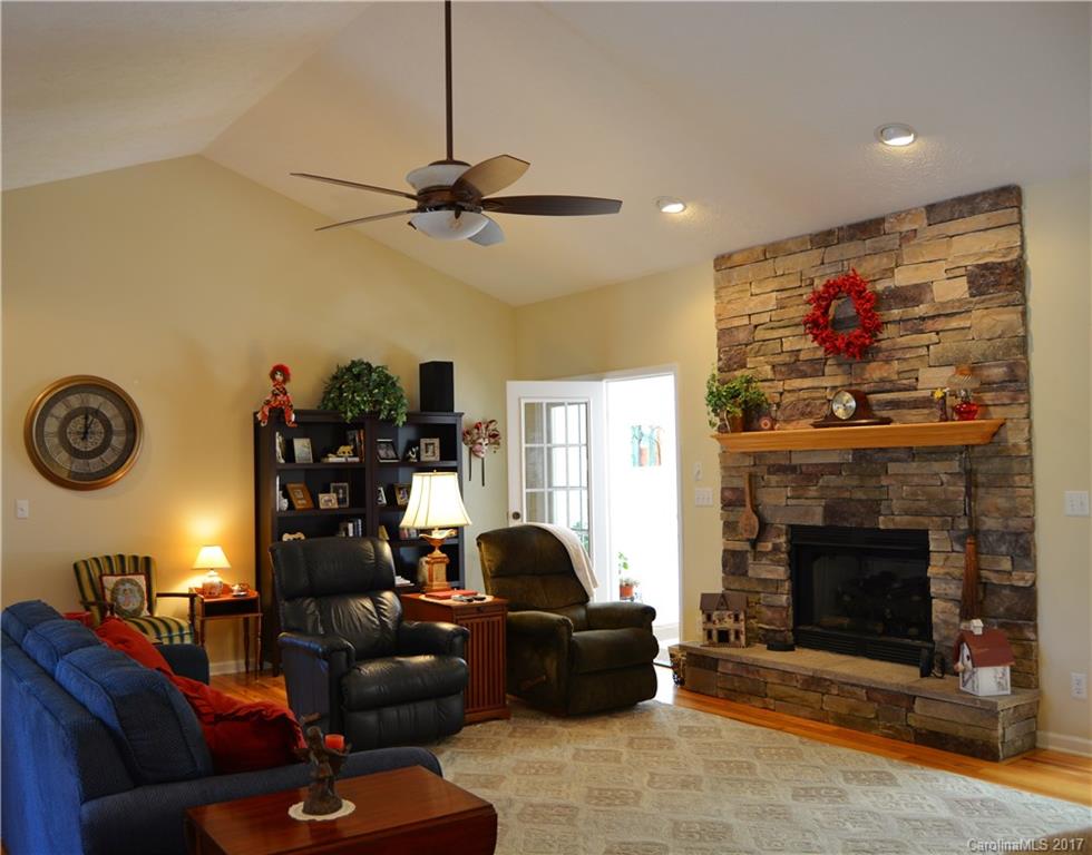 Jonathan Creek Estates - Residential