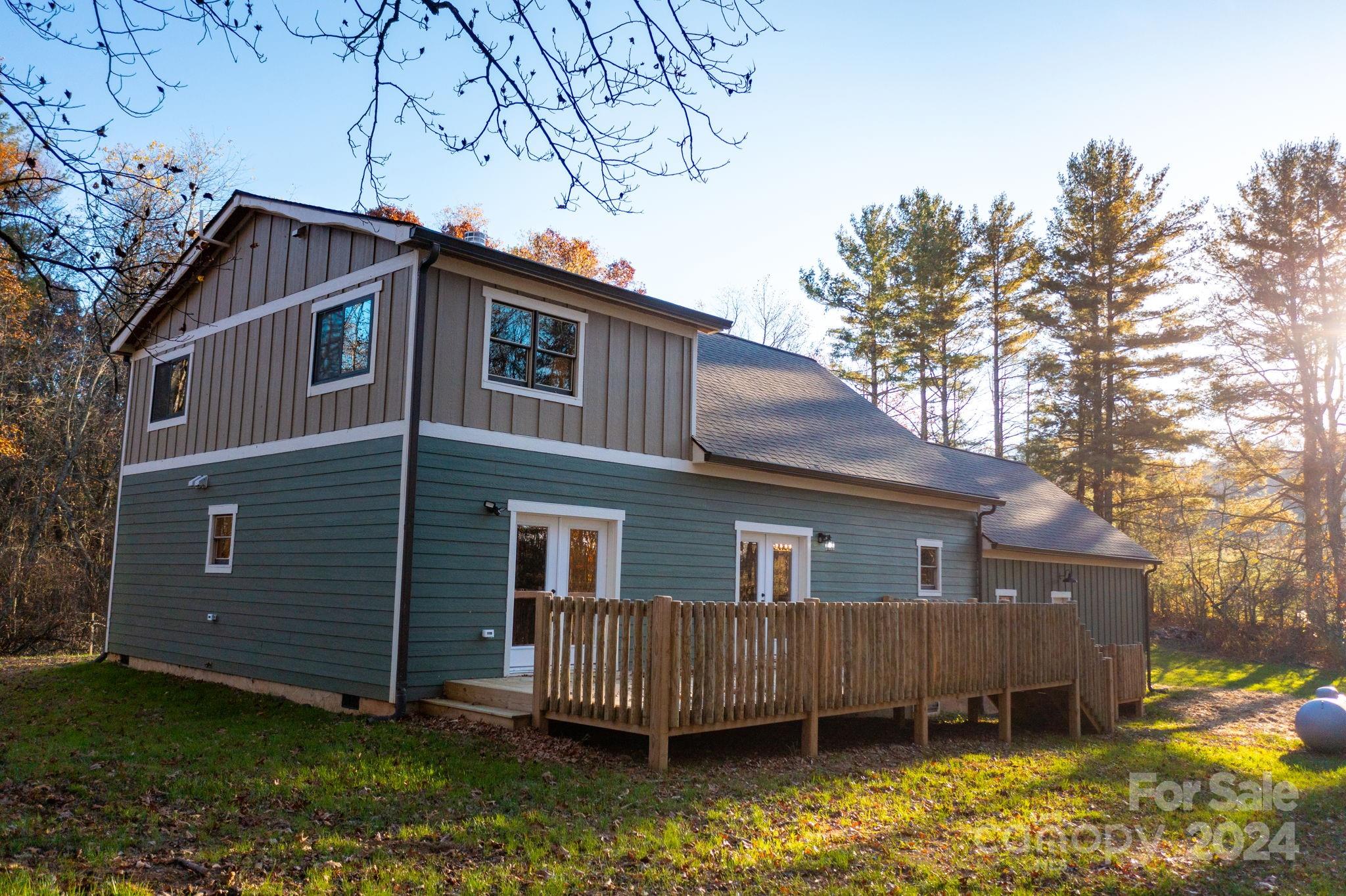 486 Hunter-Lysik Way