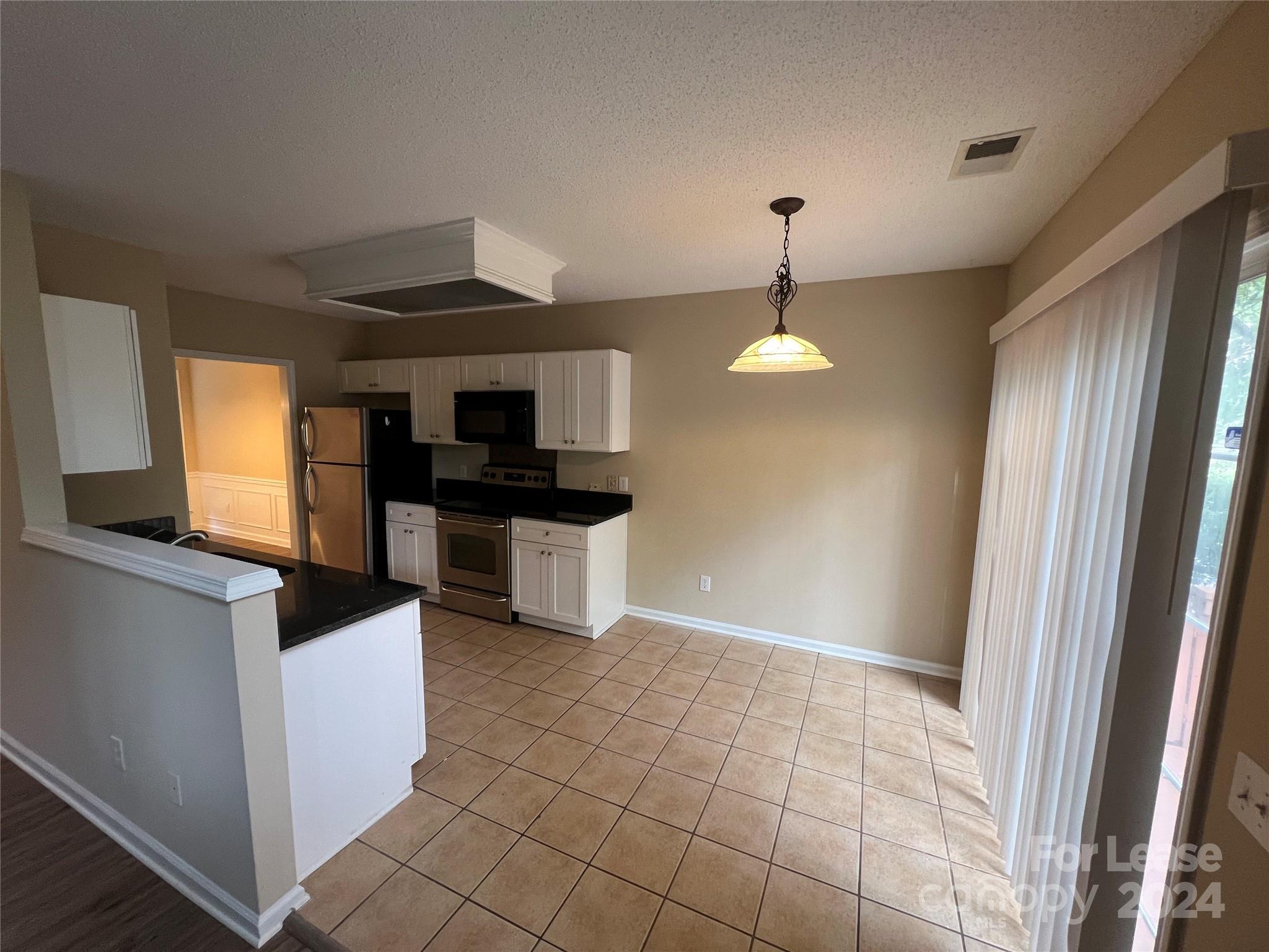 Highland Creek - Residential Lease