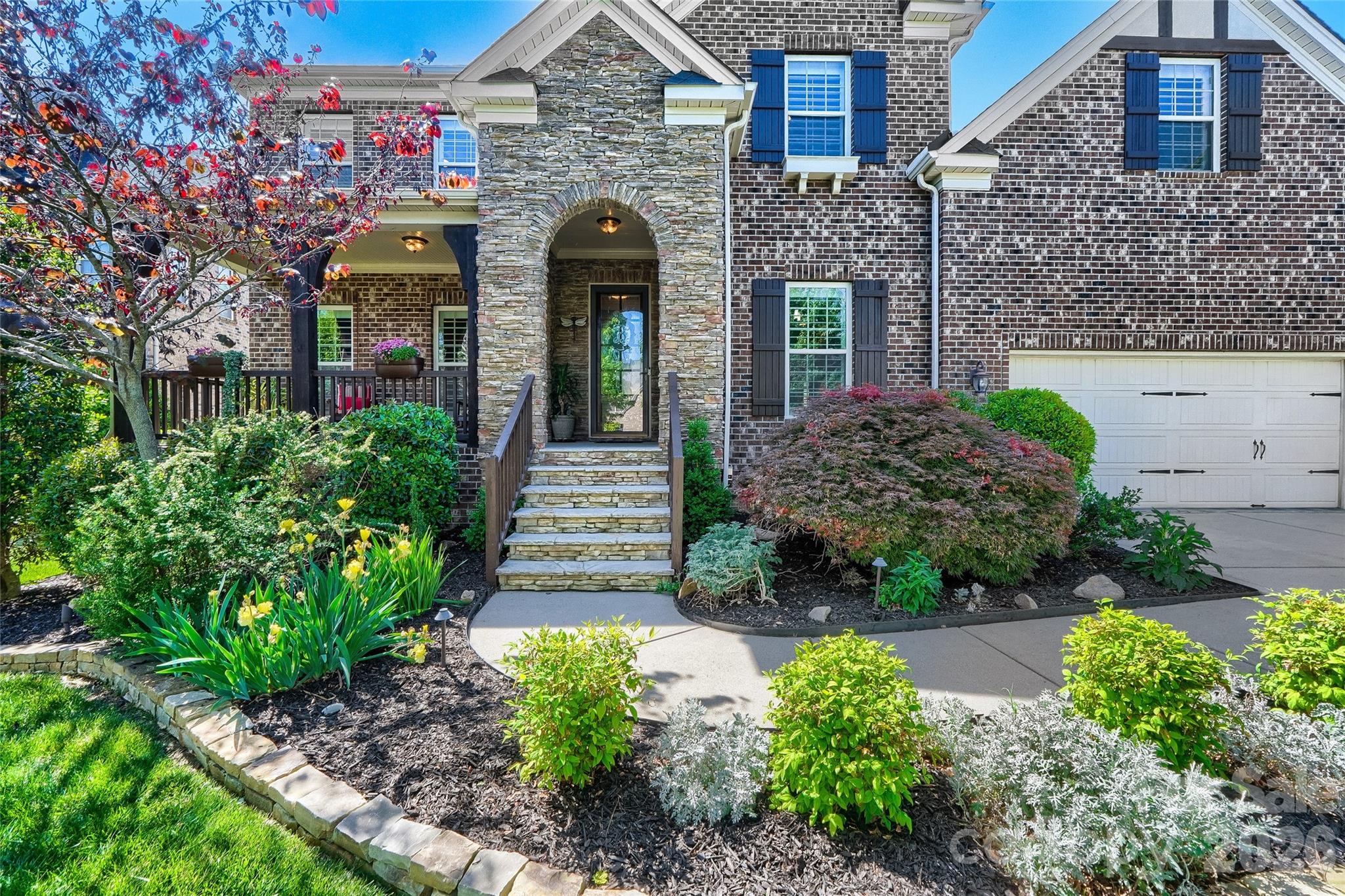 Winding Walk - Residential