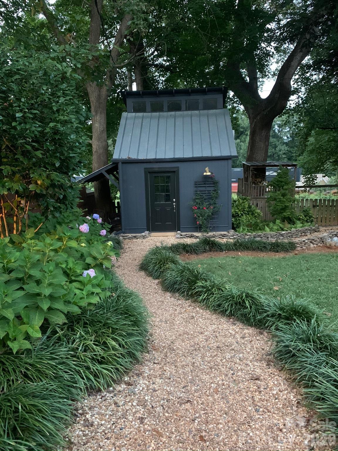 Elizabeth - Residential