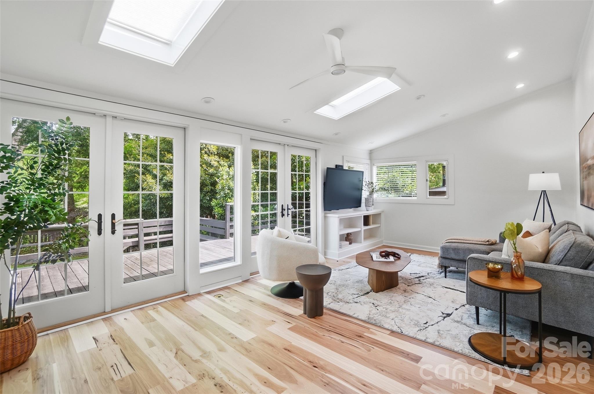 Elizabeth - Residential