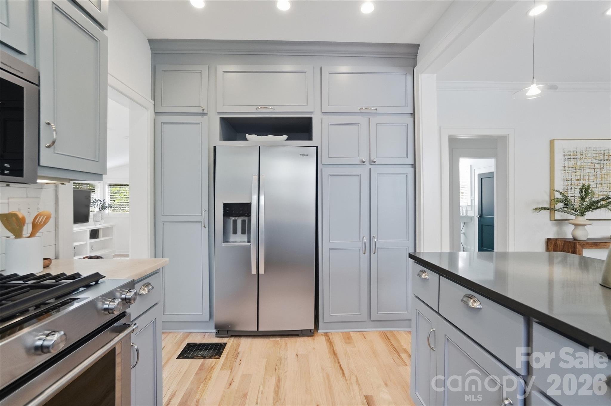 Elizabeth - Residential