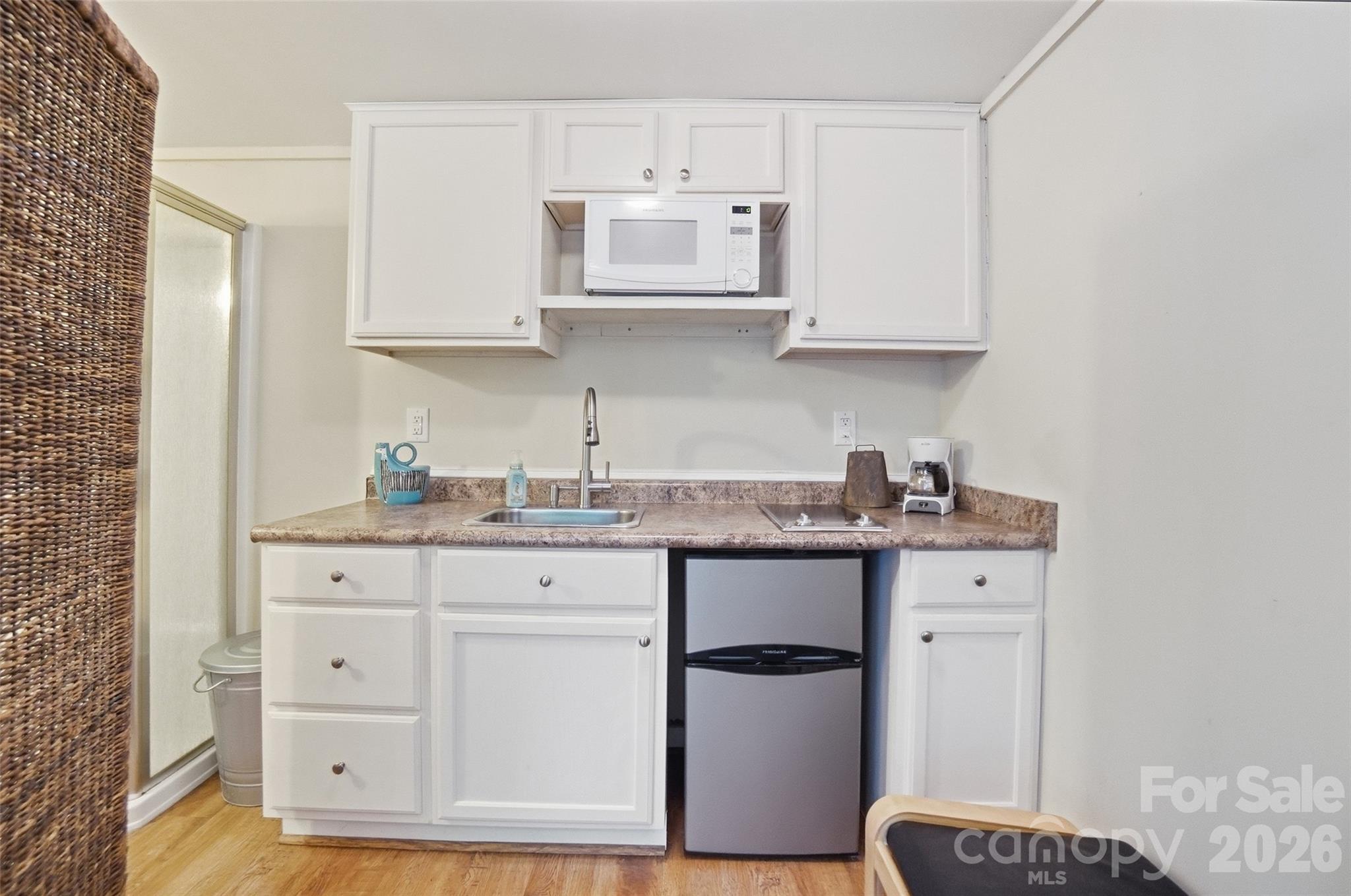 Elizabeth - Residential