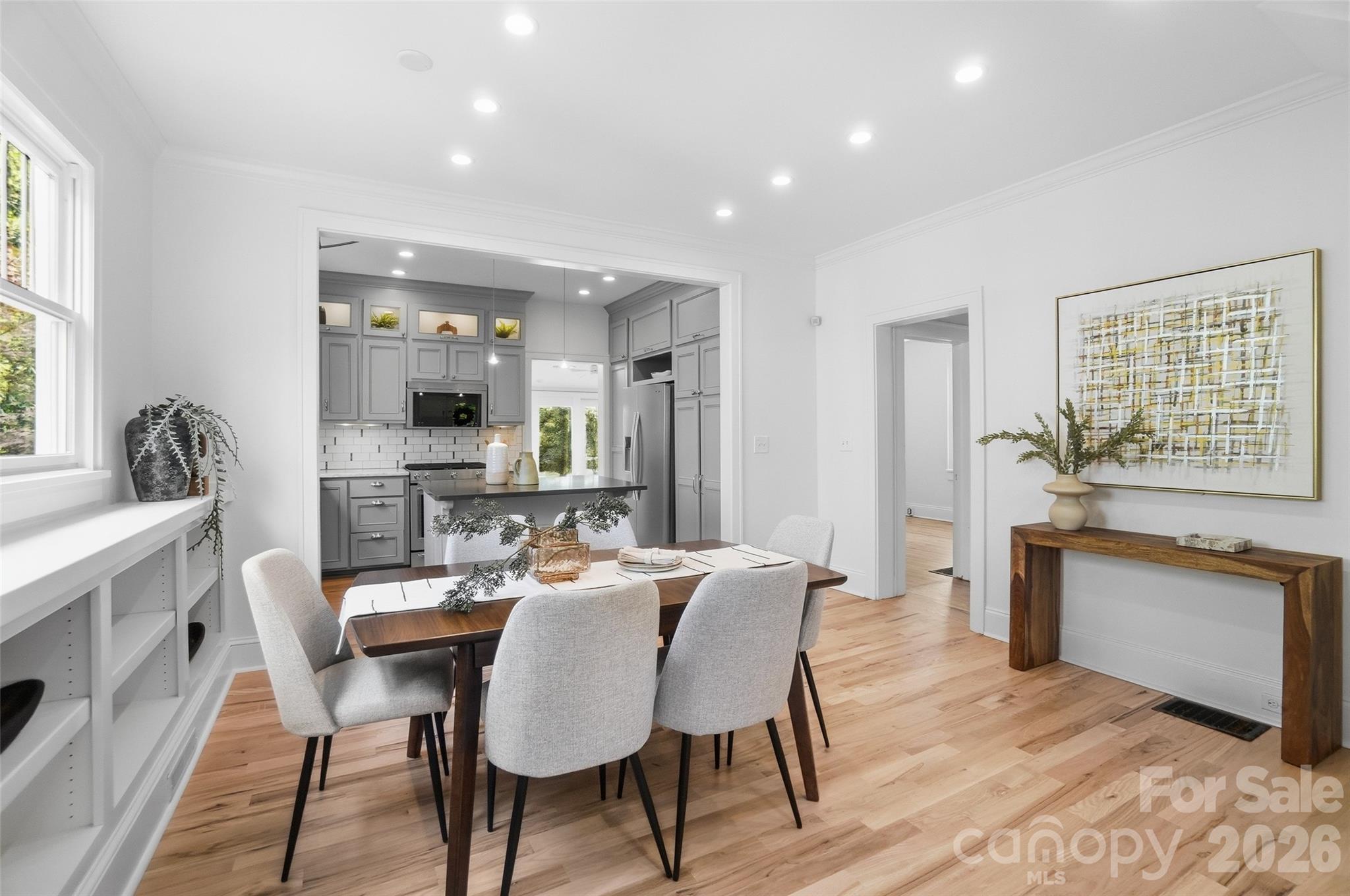 Elizabeth - Residential