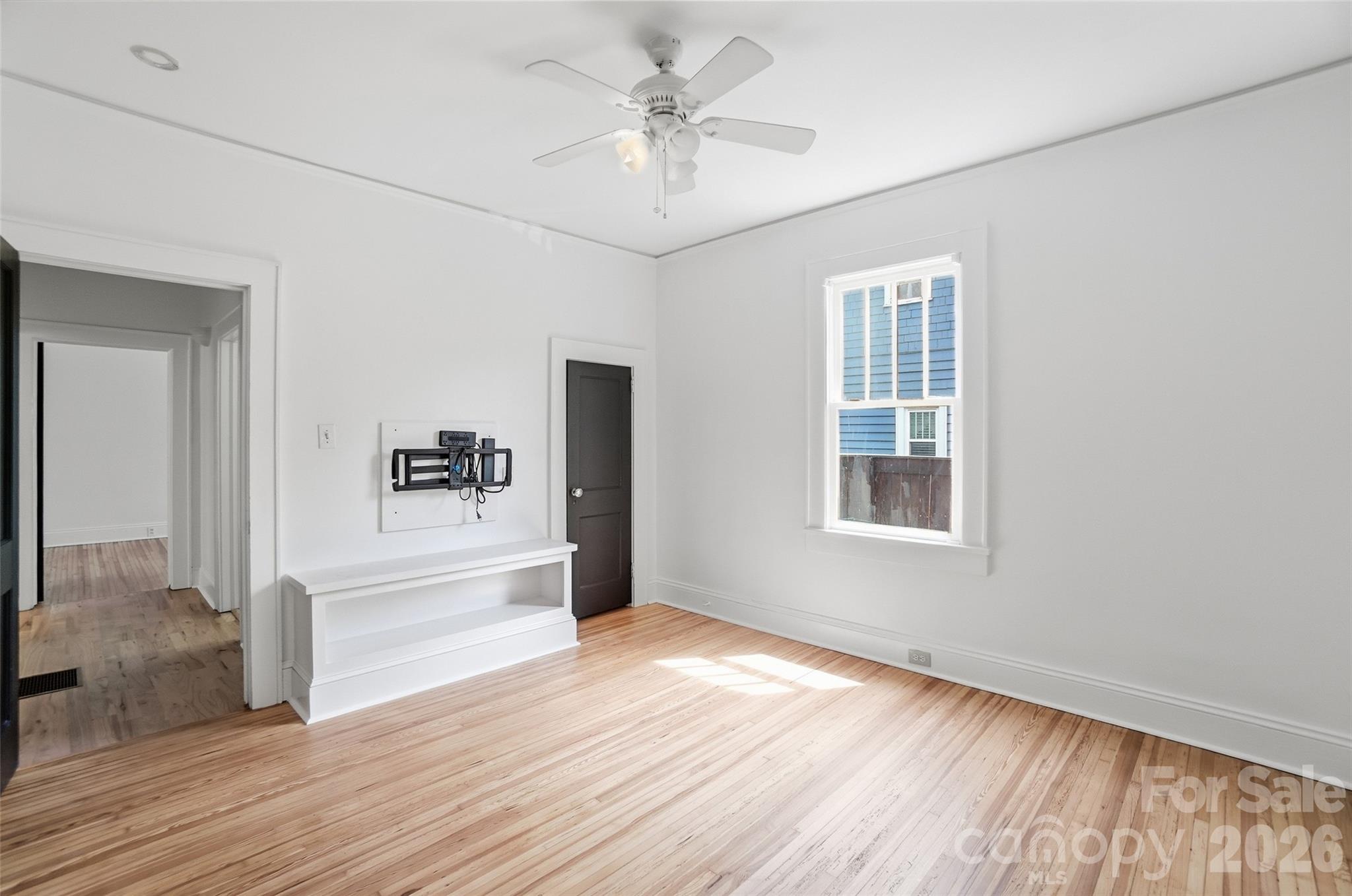 Elizabeth - Residential