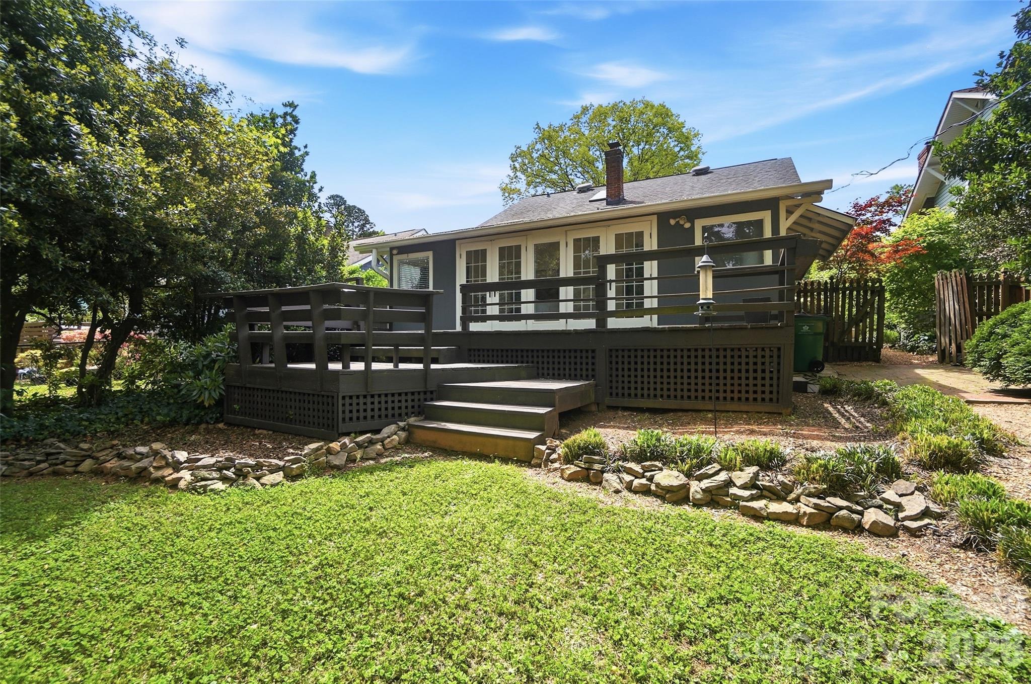 Elizabeth - Residential