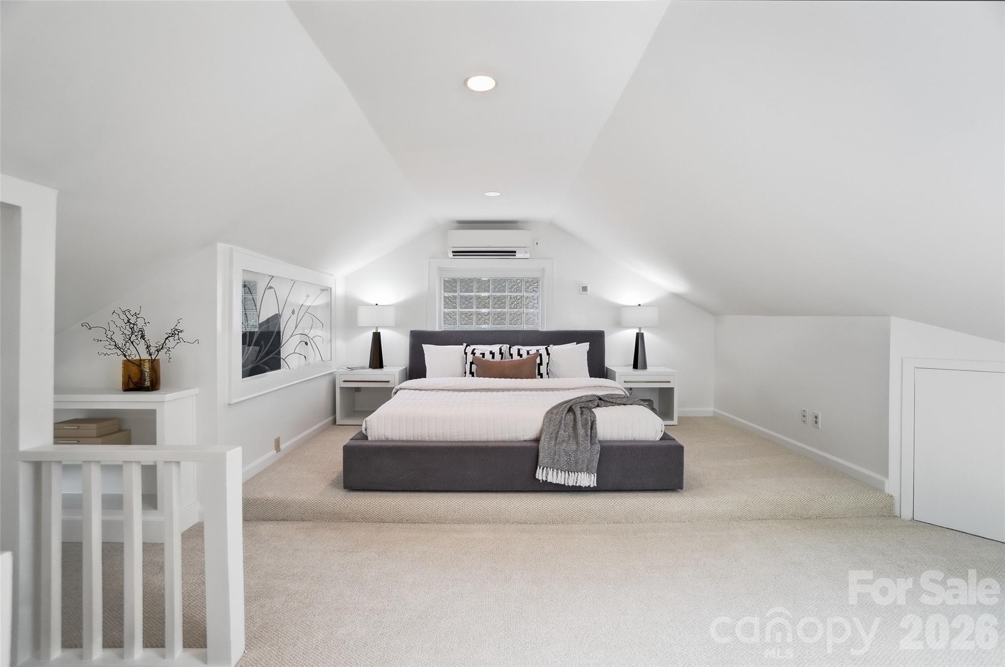 Elizabeth - Residential