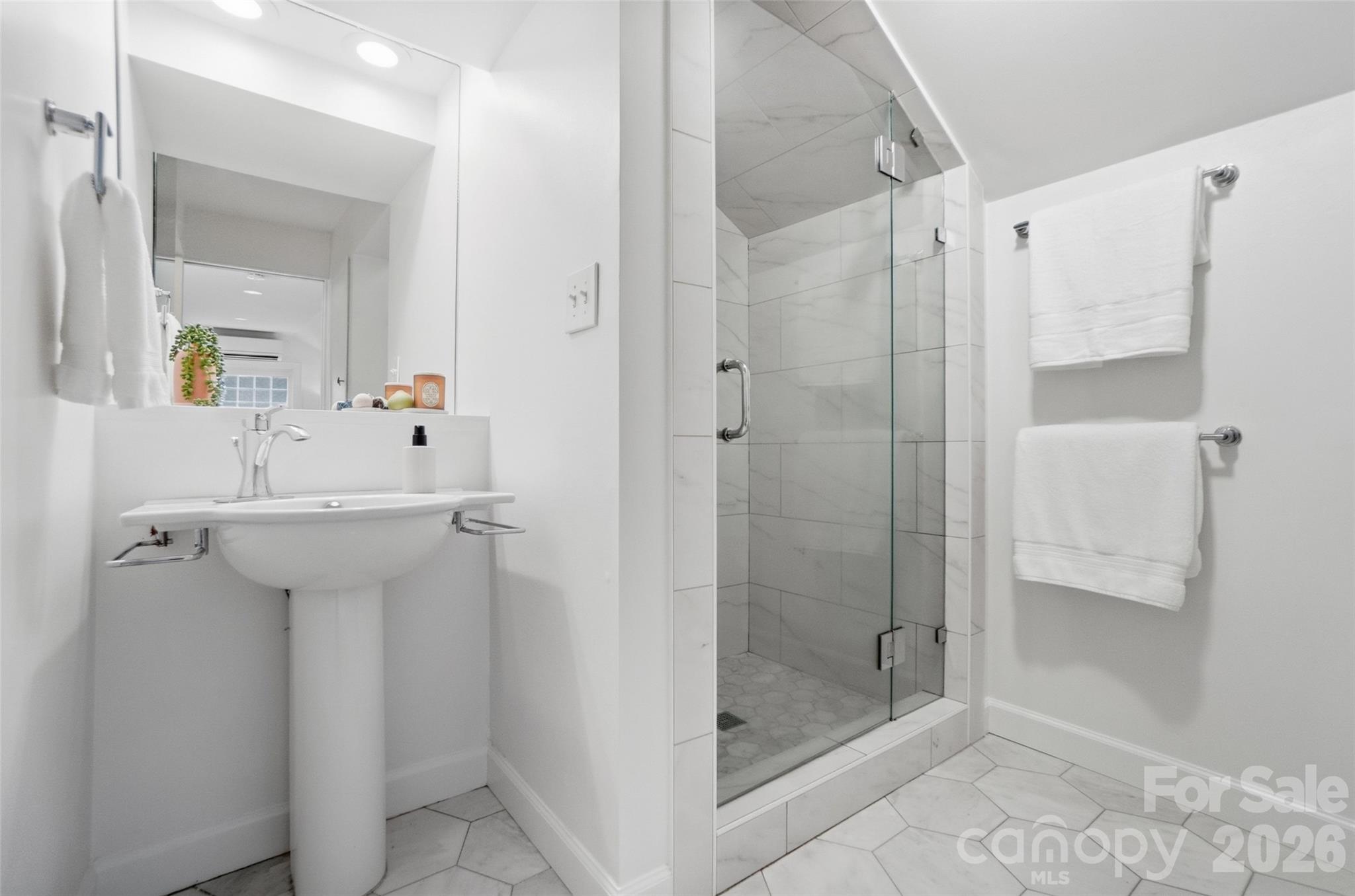 Elizabeth - Residential