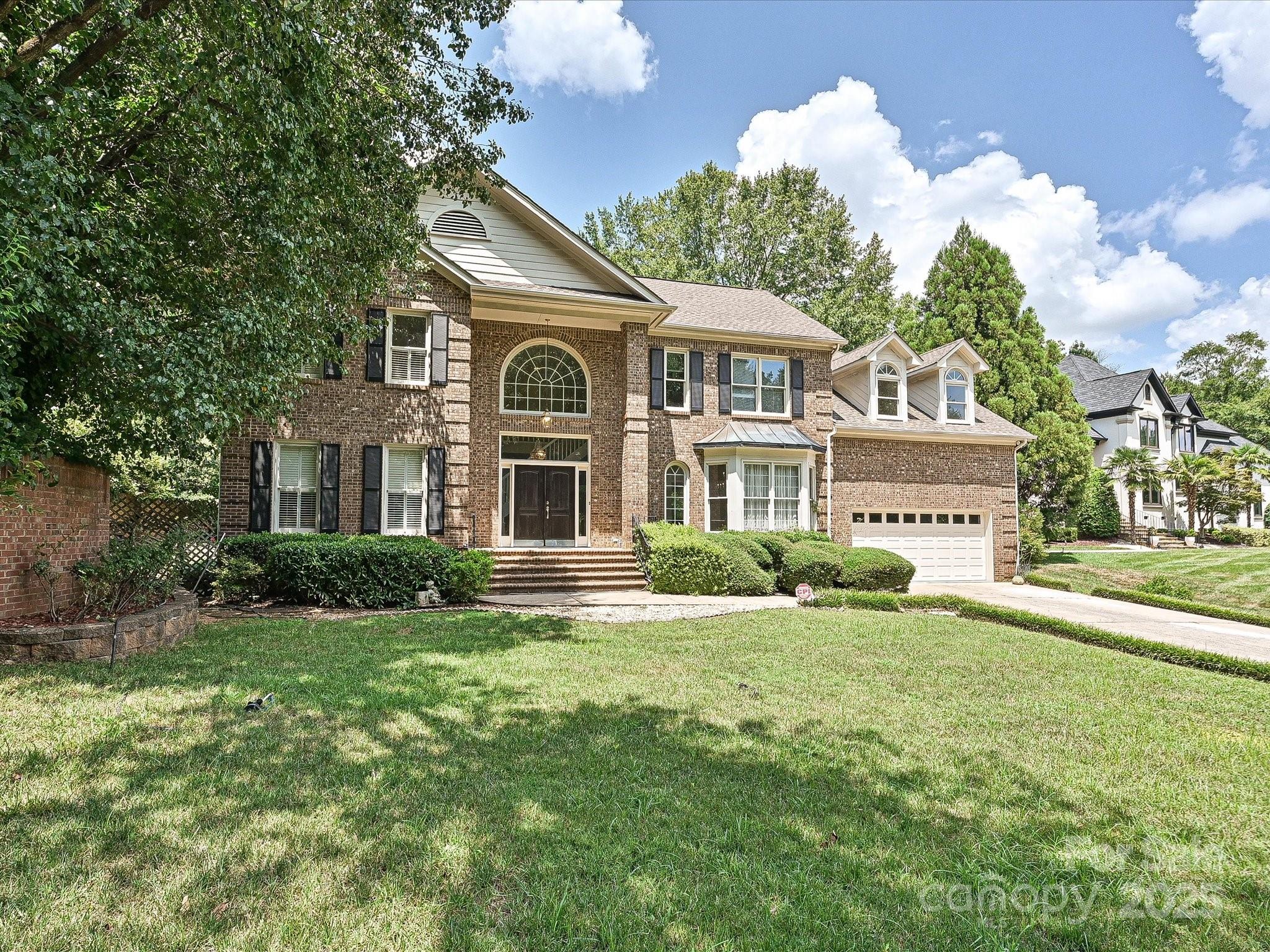 620 River Oaks Lane