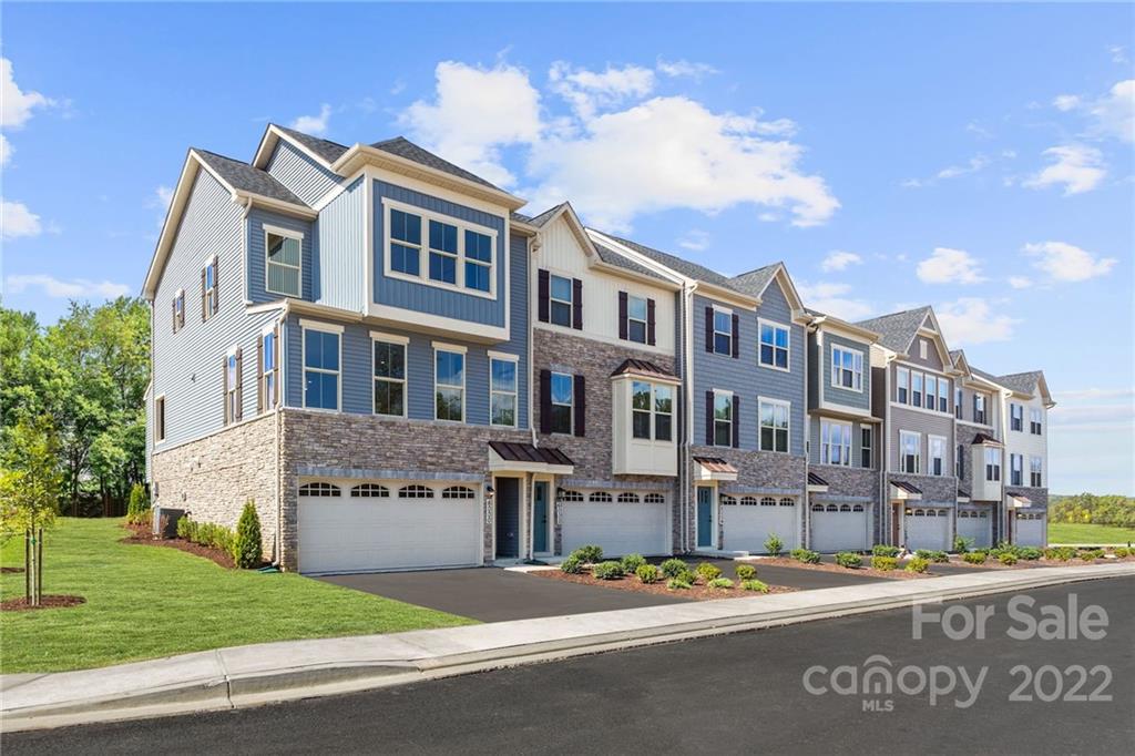 Trinity Townes - Residential