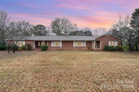 2503 Union Road Gastonia NC 28054