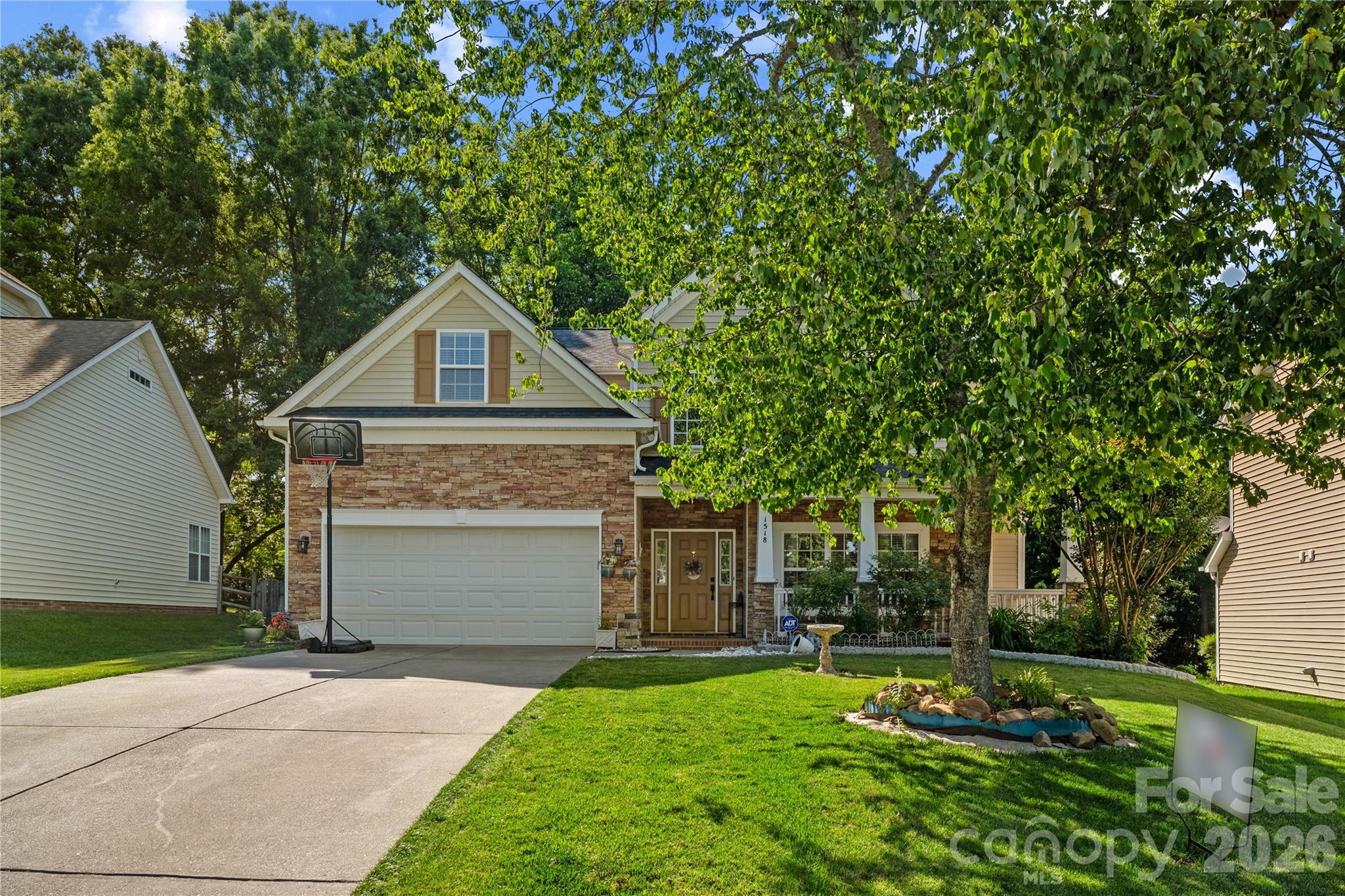 1518 Squirrel Lake Court