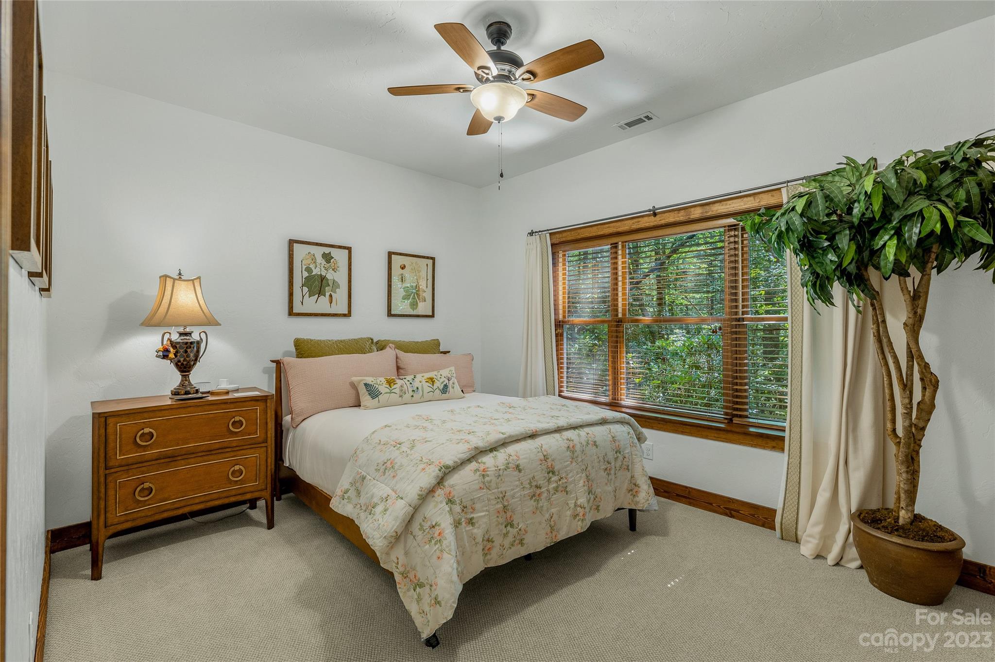 Holly Forest - Residential