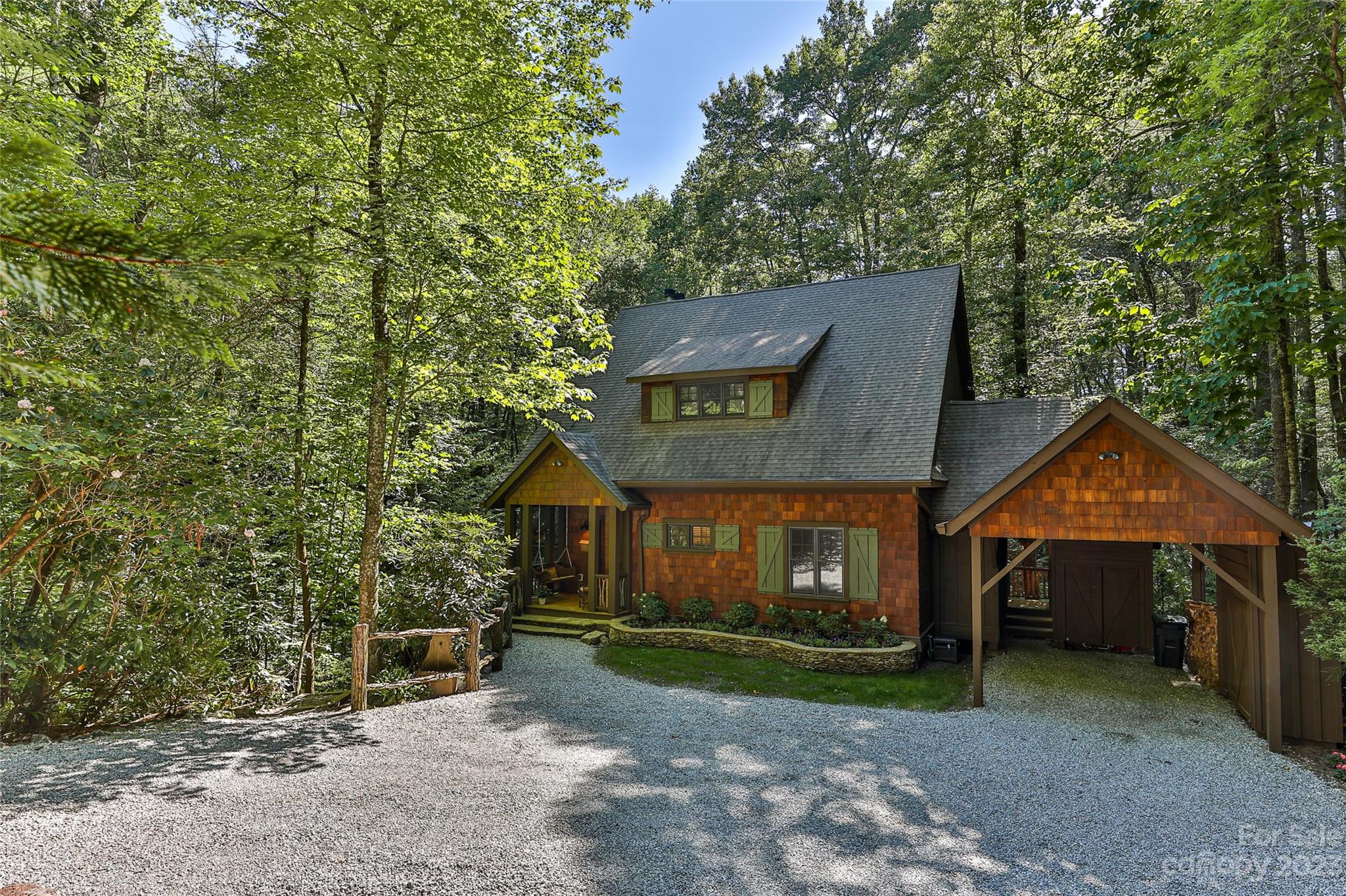 Holly Forest - Residential