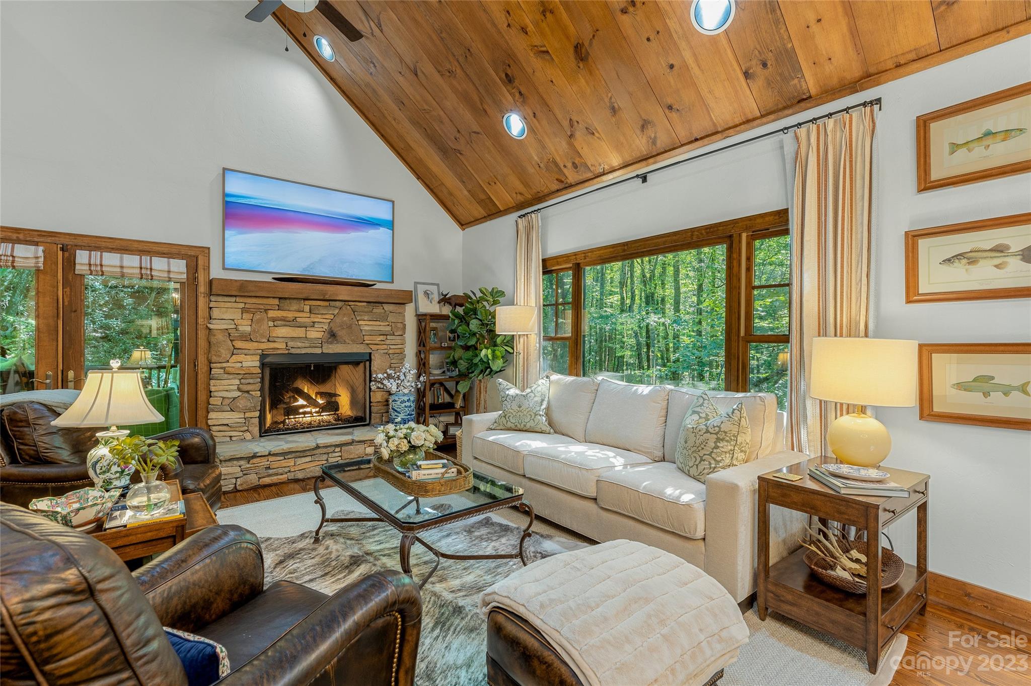 Holly Forest - Residential