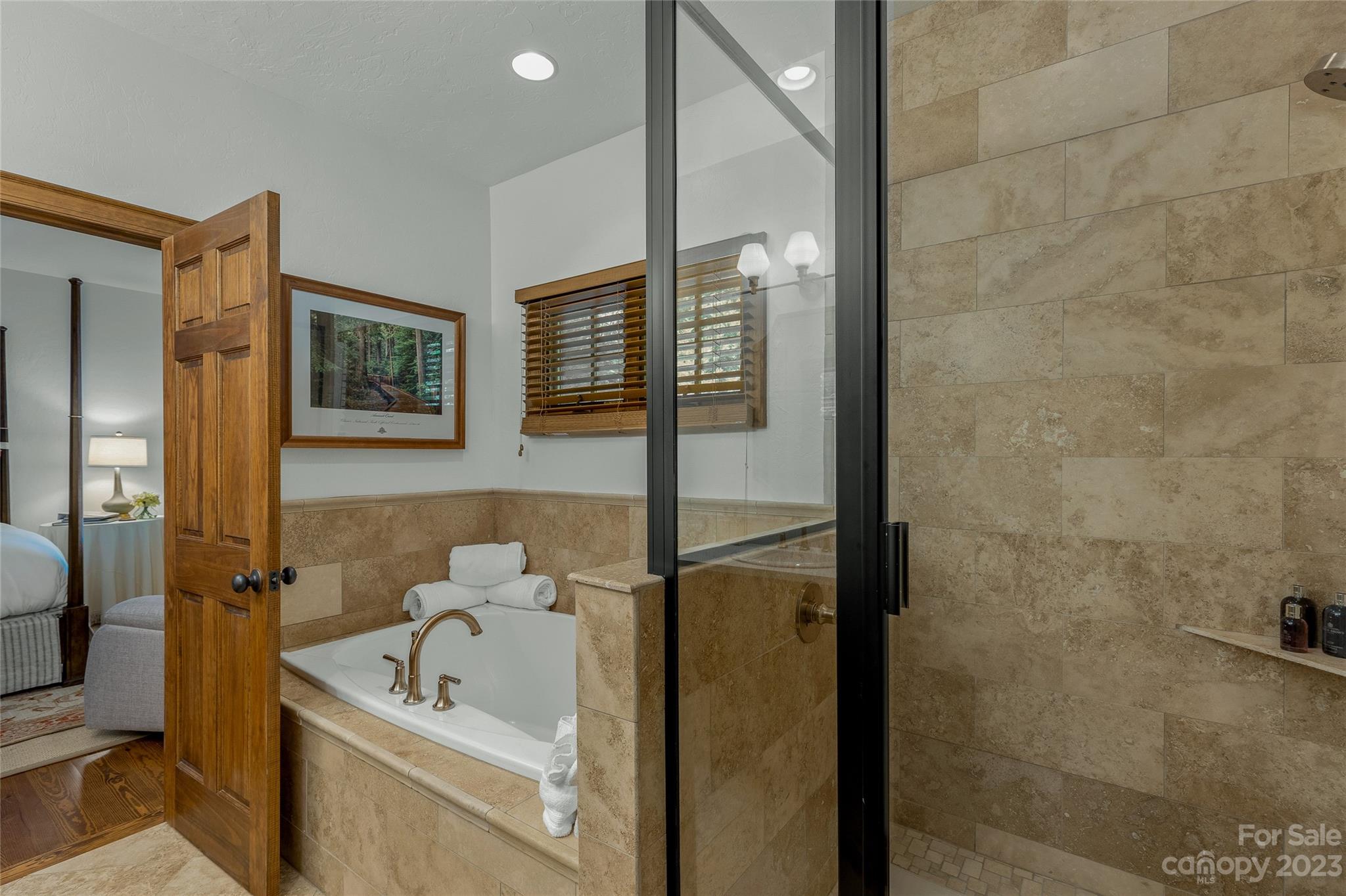 Holly Forest - Residential