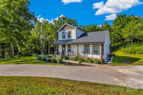 1024 Bear Creek Road Leicester NC 28748