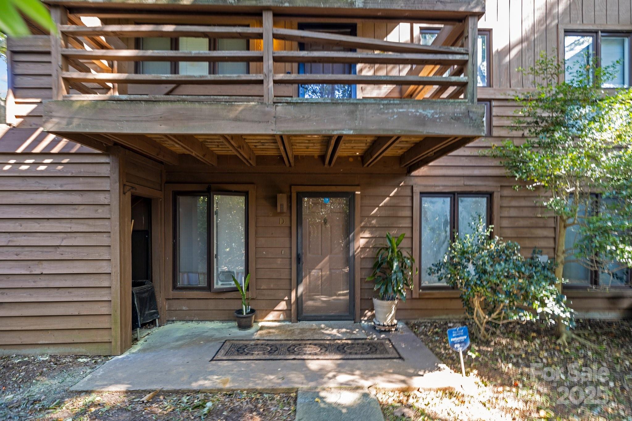 1832 J Julian Lane D