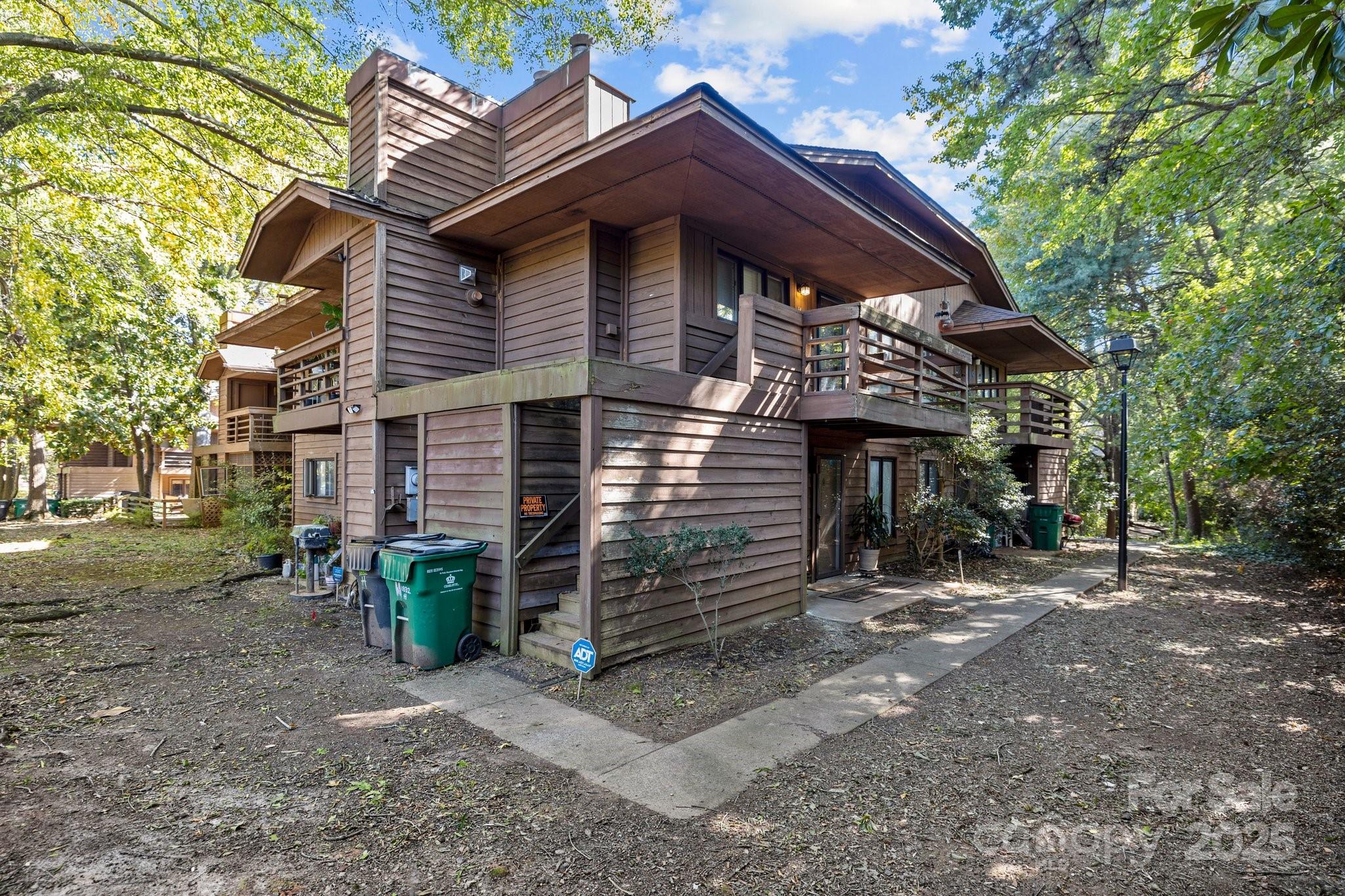 1832 J Julian Lane D