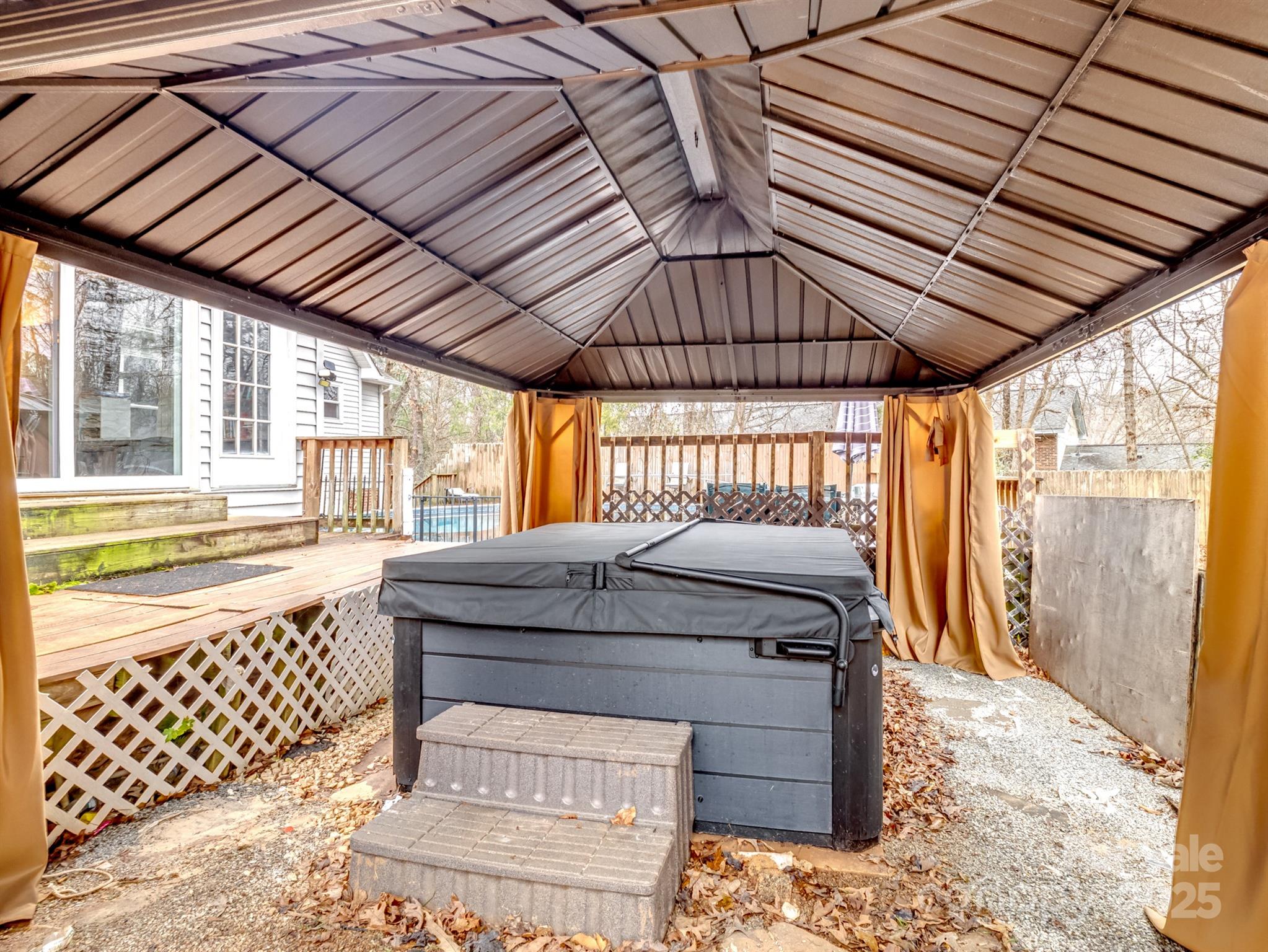 Edgewoods - Residential