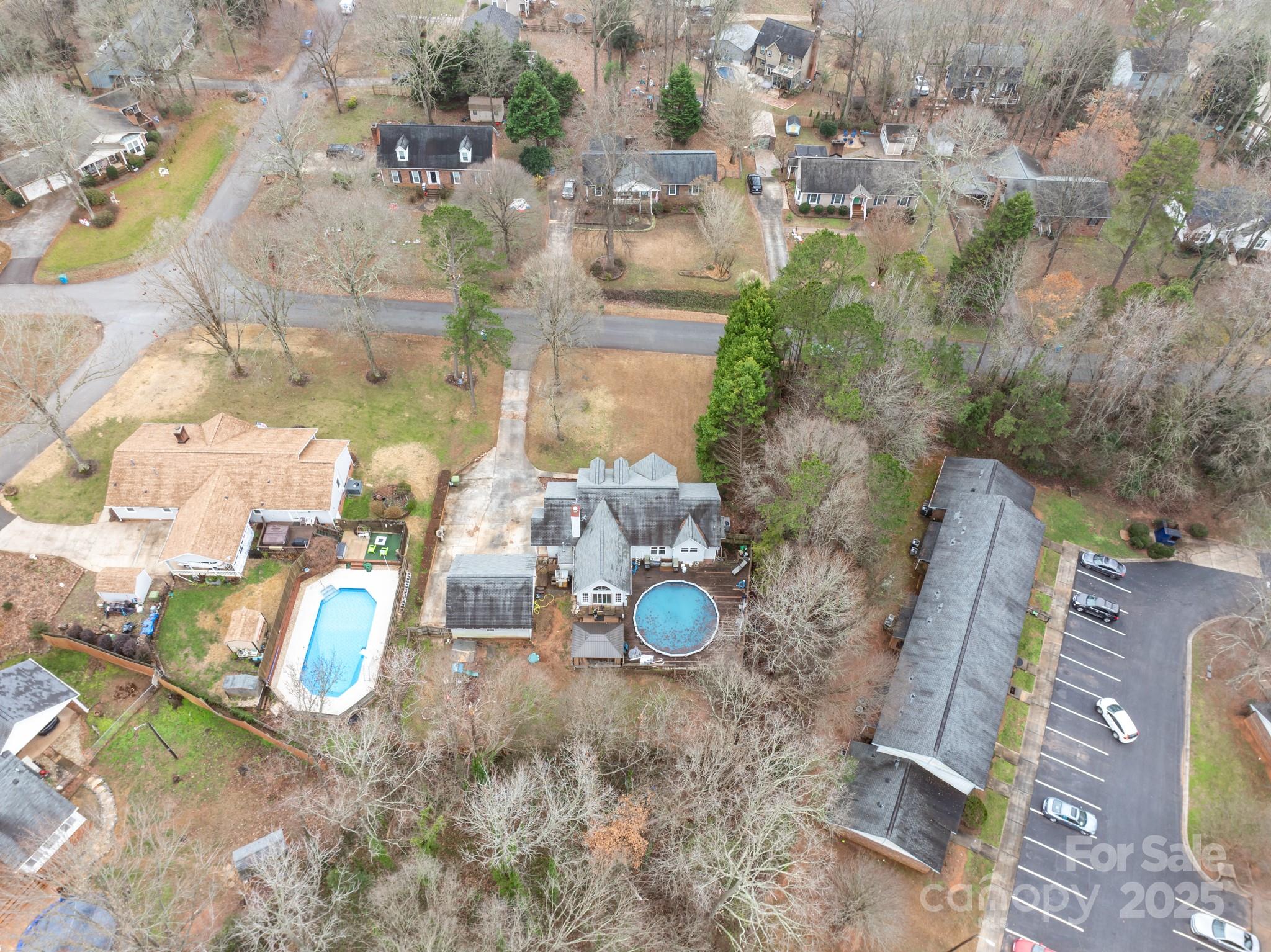 Edgewoods - Residential