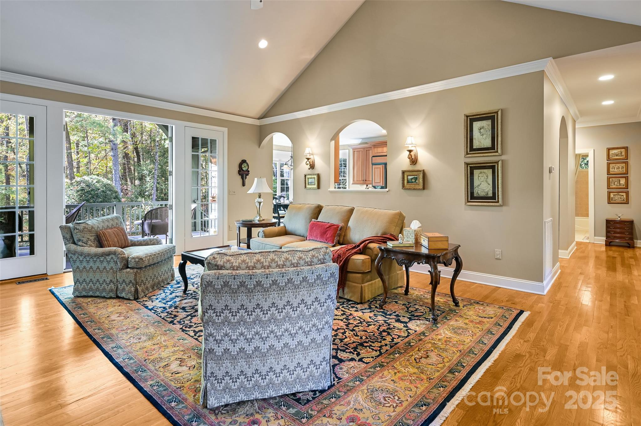 60 S Kuykendall Court