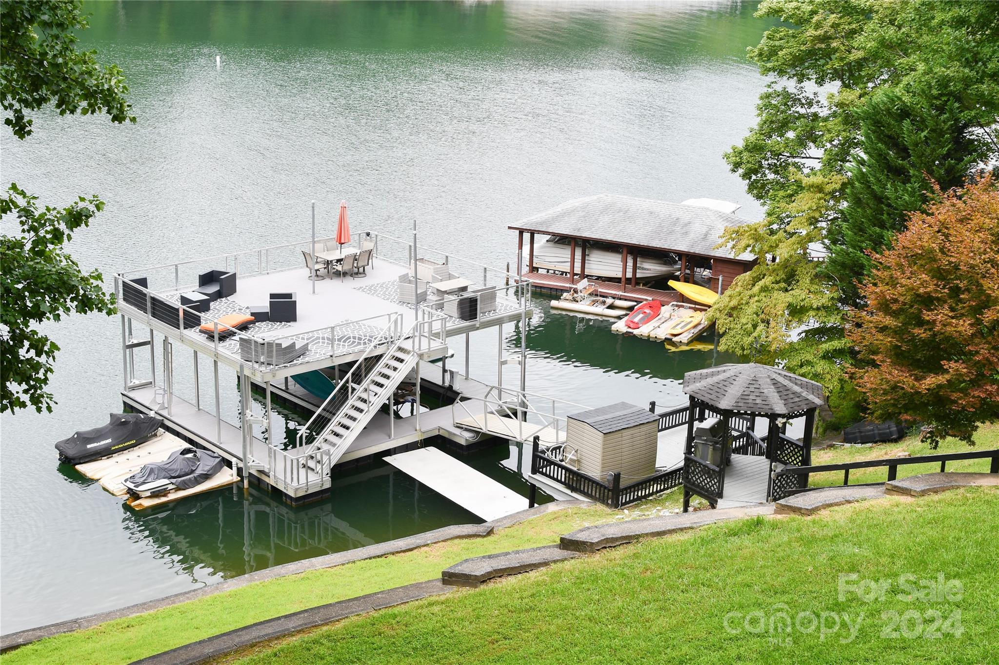 Lakeview Shores - Residential