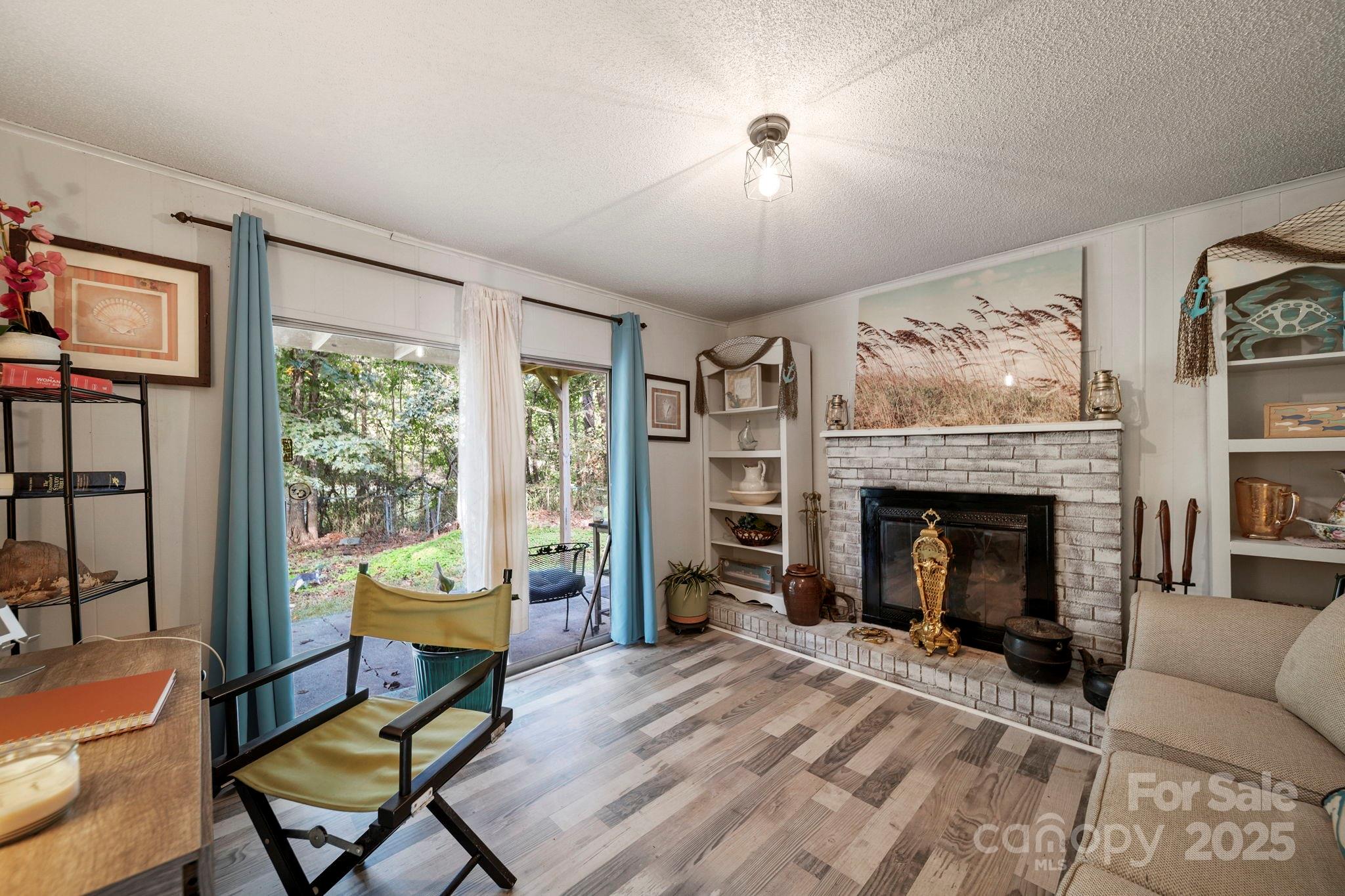 343 Carr Road