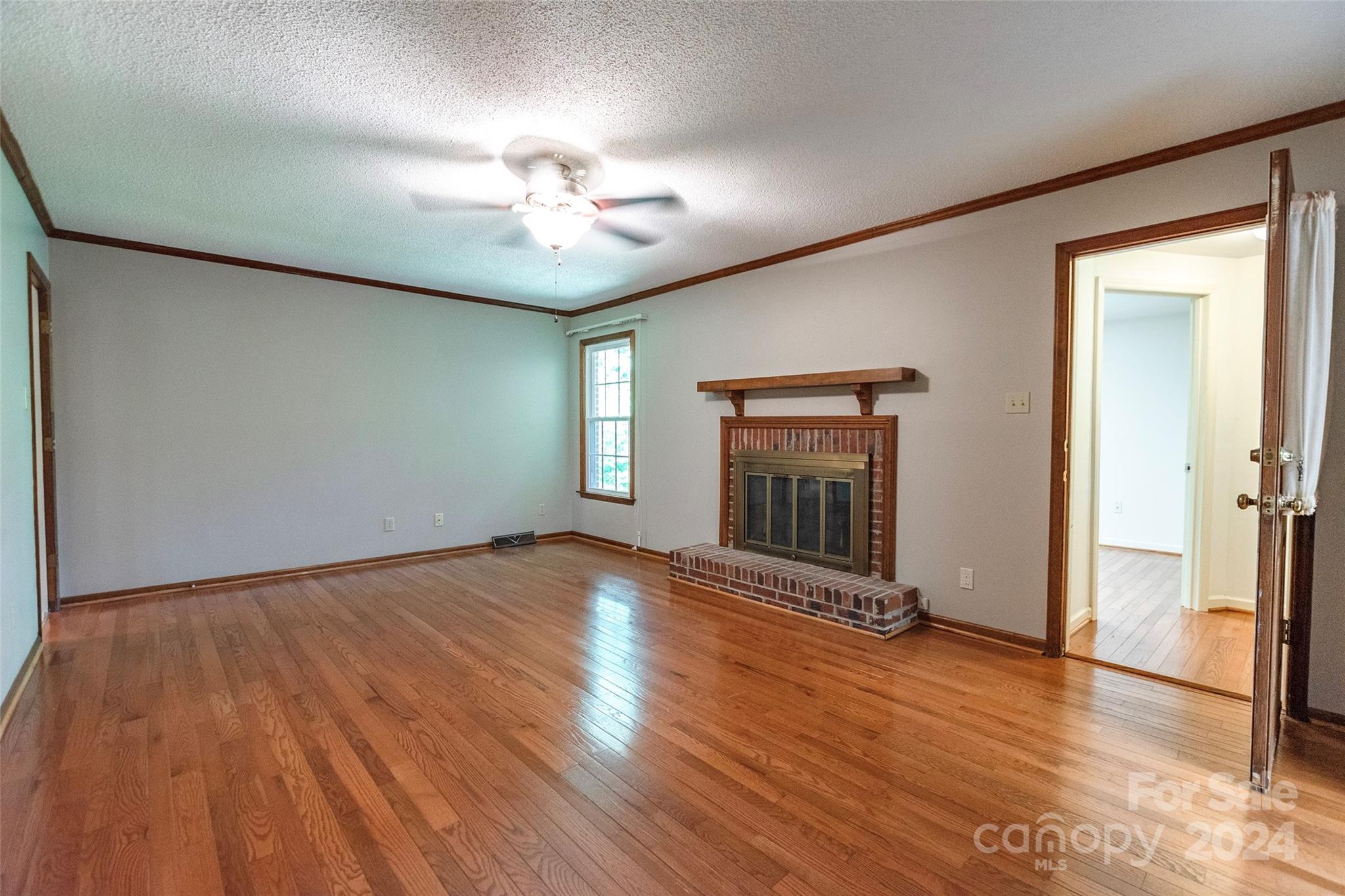 Oakhurst - Residential