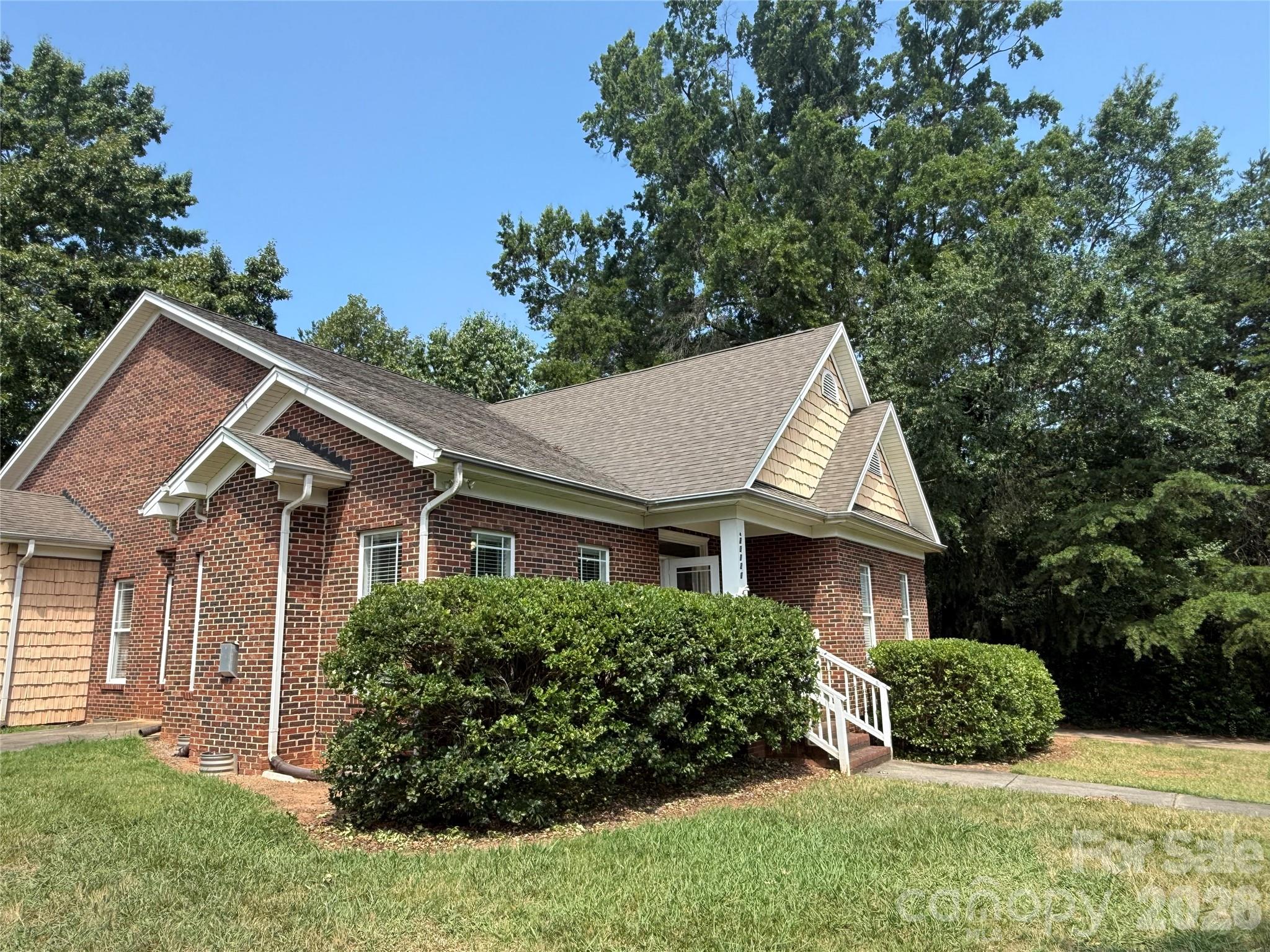 20120 Colony Point Lane