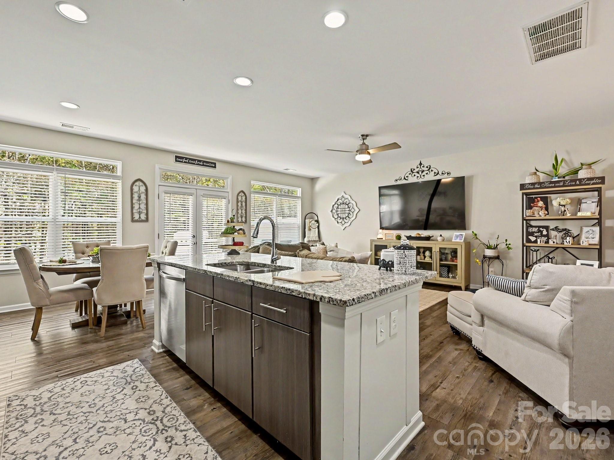 Regent Park - Residential