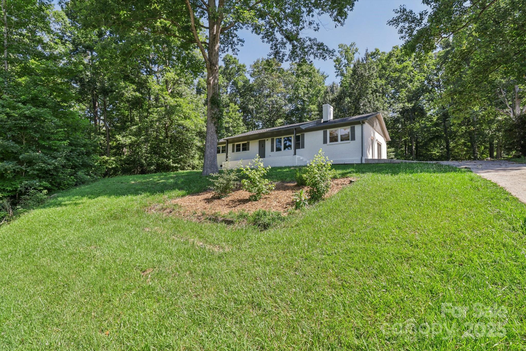848 Ike Lynch Road