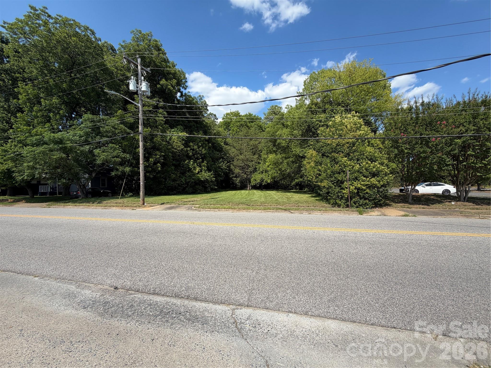 Photo 1 of 6 — 1042+1046 Camden Avenue, Rock Hill, SC 29732