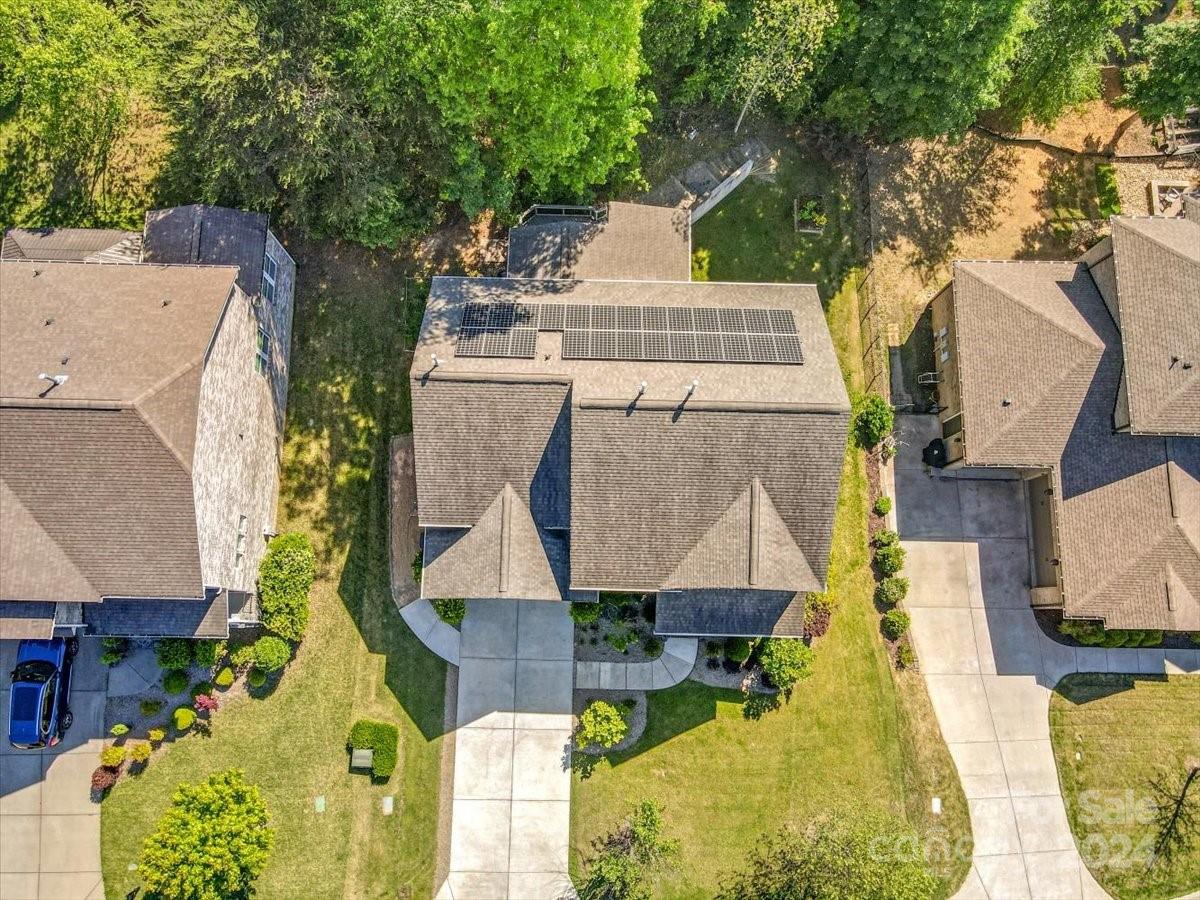 River Lake - Residential