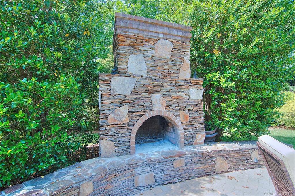 Lake Shore - Residential