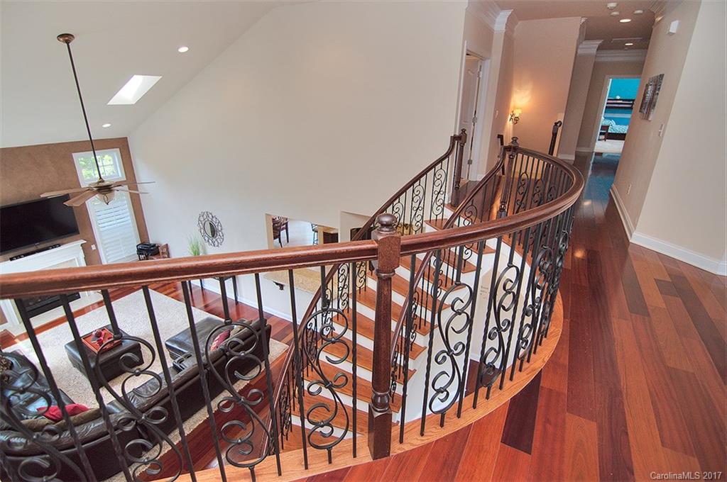 Lake Shore - Residential