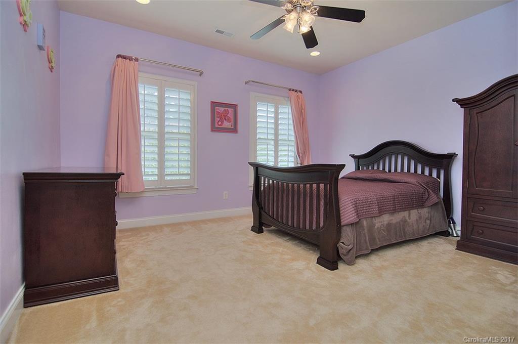 Lake Shore - Residential