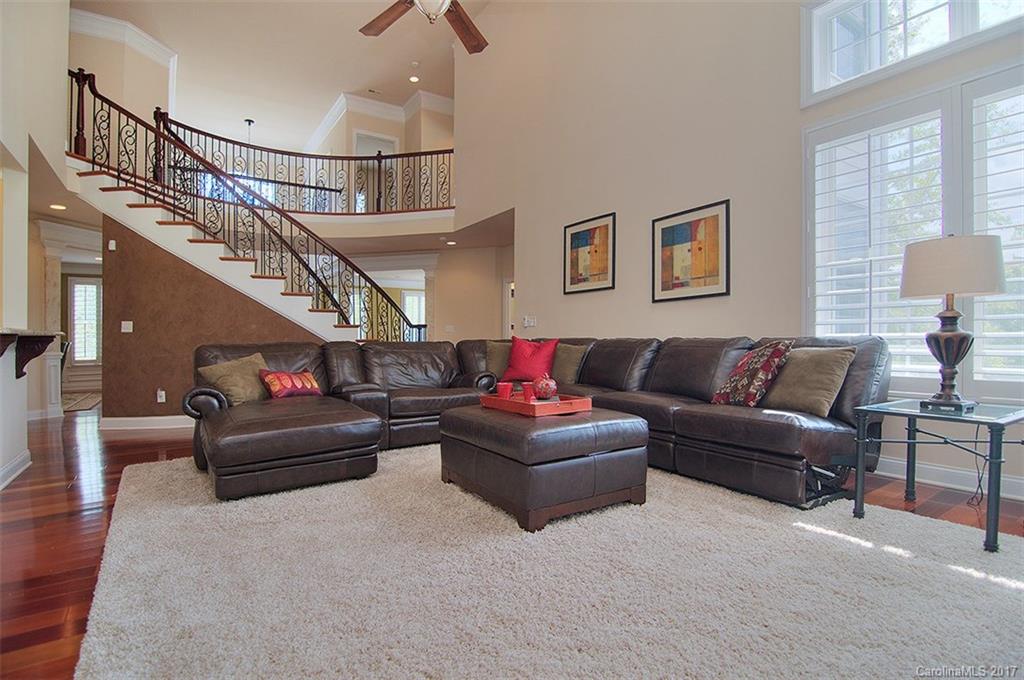 Lake Shore - Residential