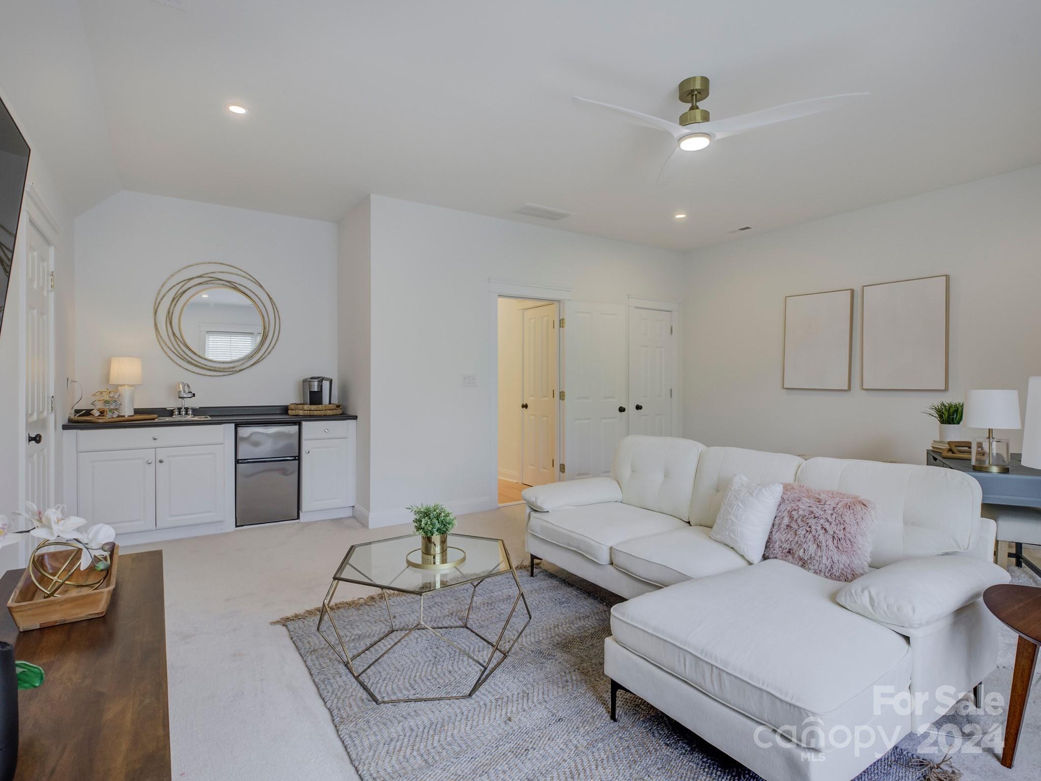 Beverly Crest - Residential