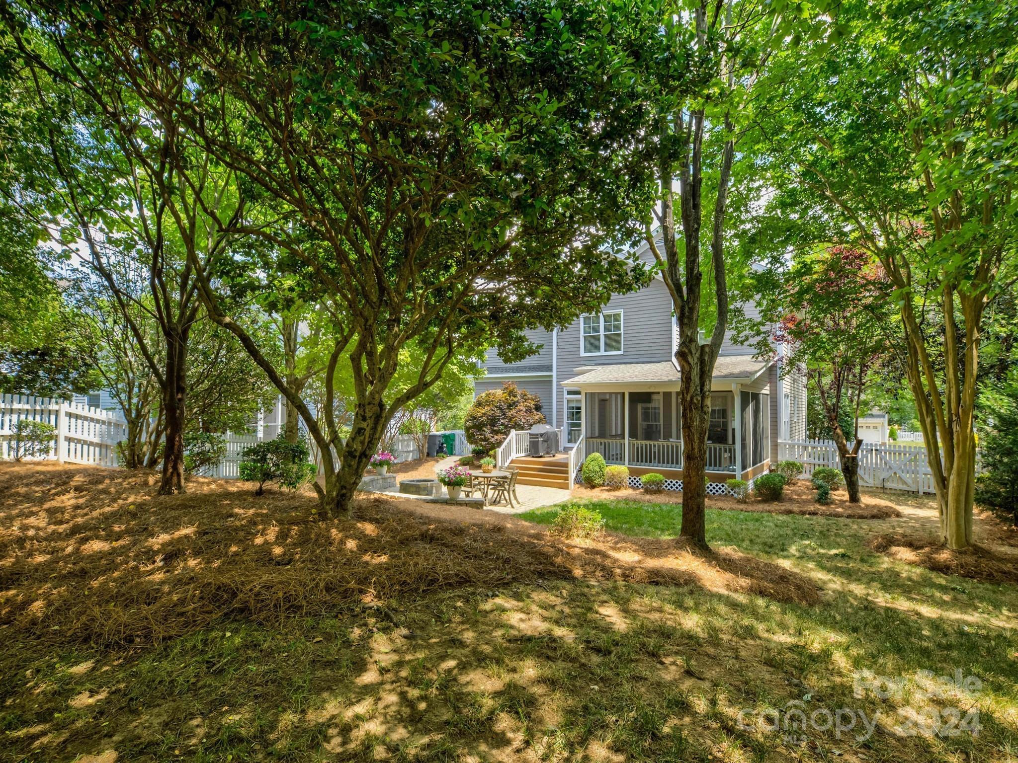 Beverly Crest - Residential