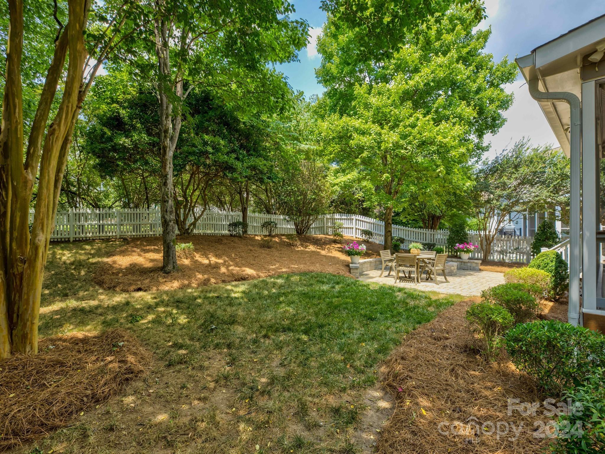 Beverly Crest - Residential