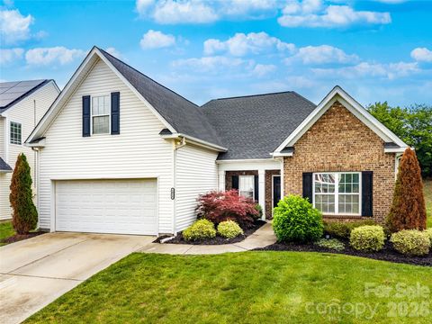 Photo of 1016 Reigate Road #104, Charlotte, NC 28262 (MLS # 4385914)