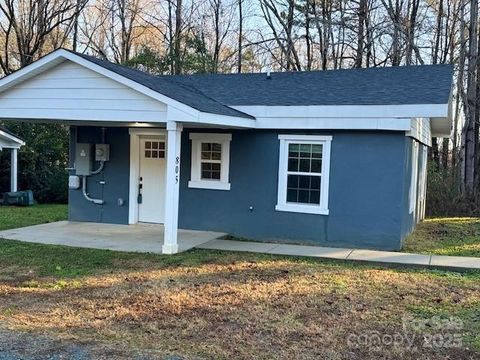 Photo of 805 Marve Street, Gastonia, NC 28052 (MLS # 4330650)