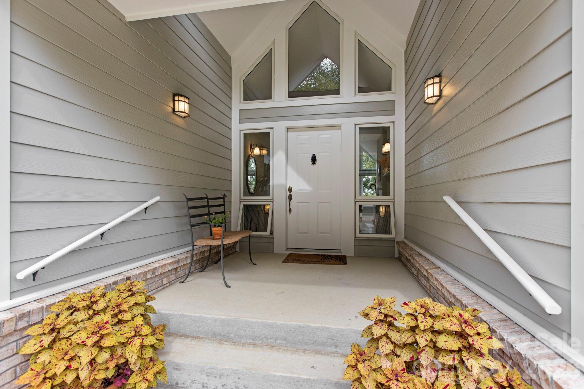 414 Ledgemont Court