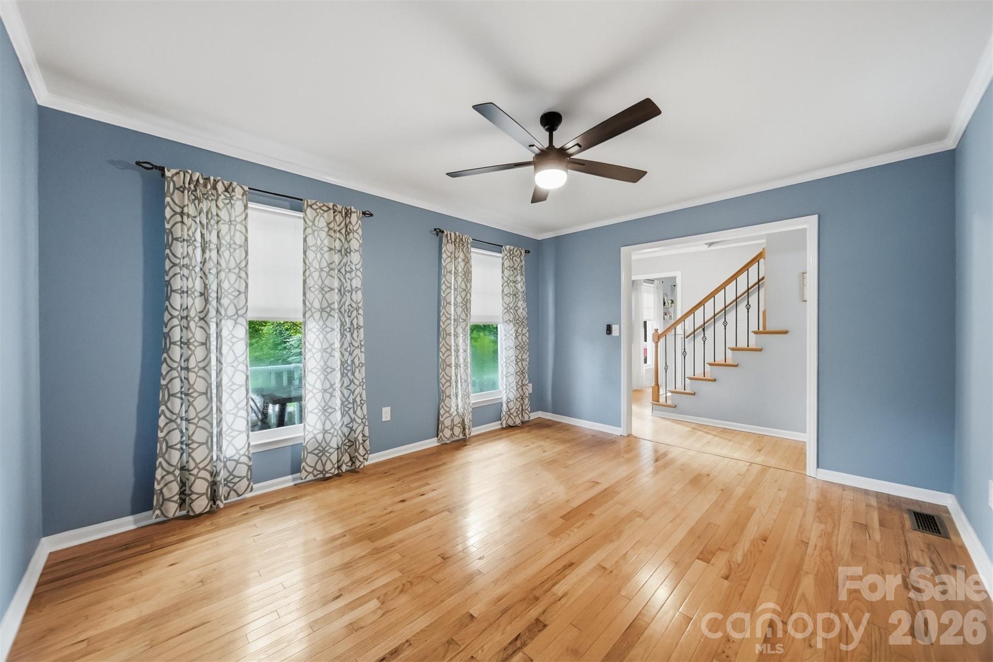 6089 Northlakes Drive