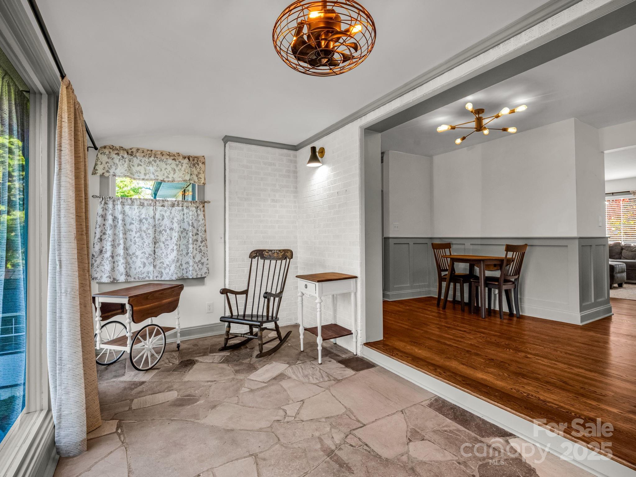 Stoney Crest - Residential