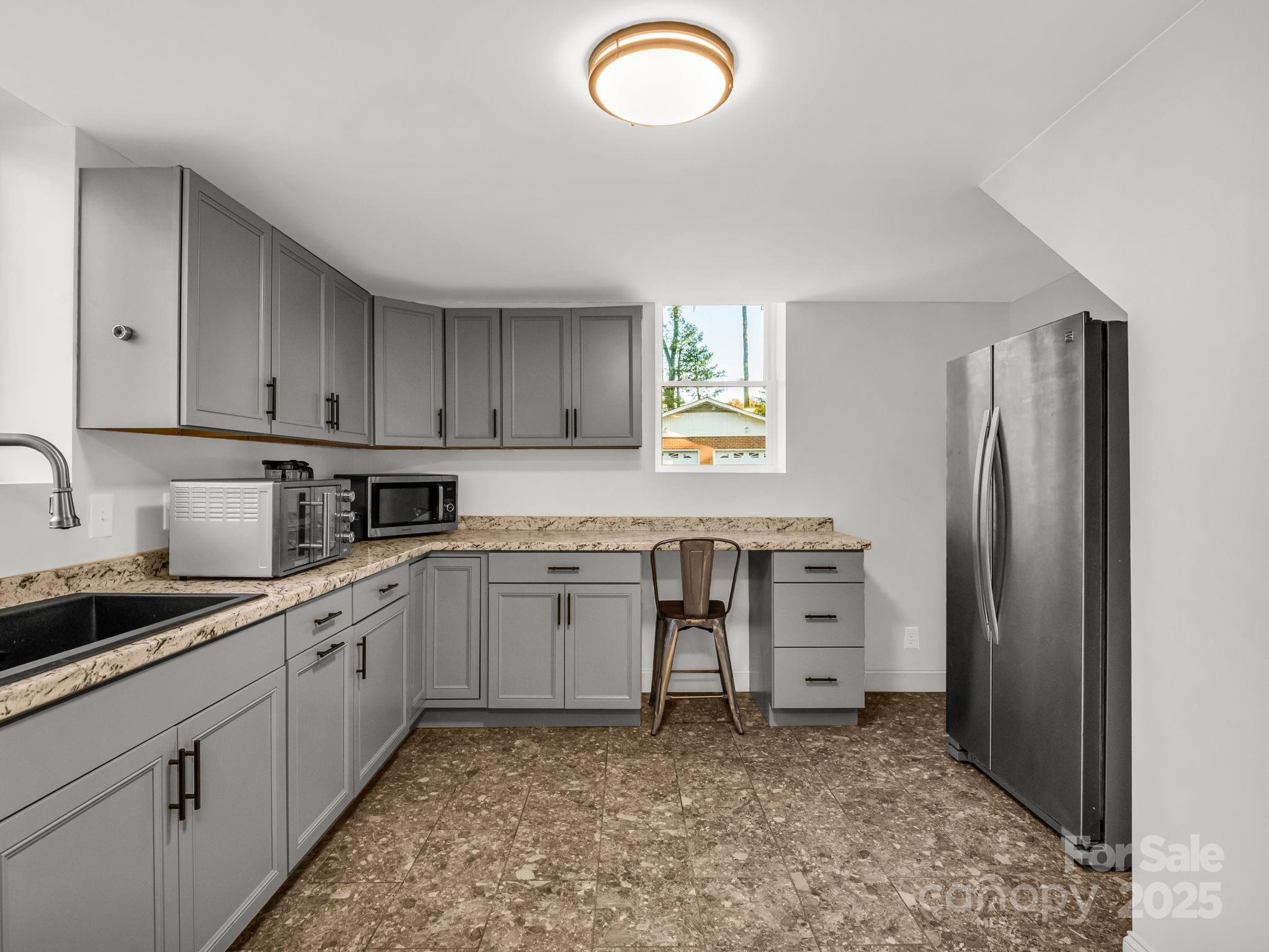 Stoney Crest - Residential