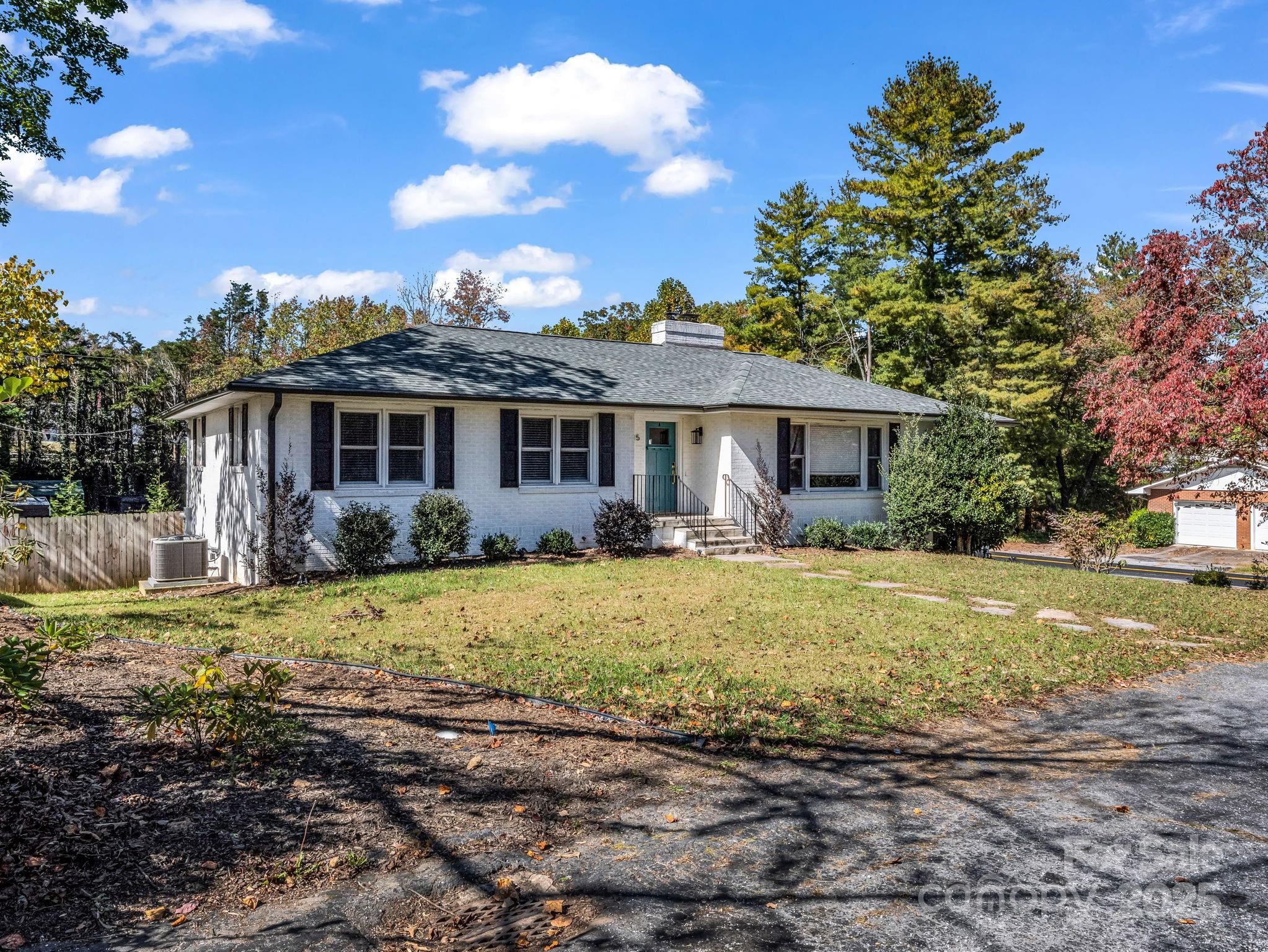 Stoney Crest - Residential