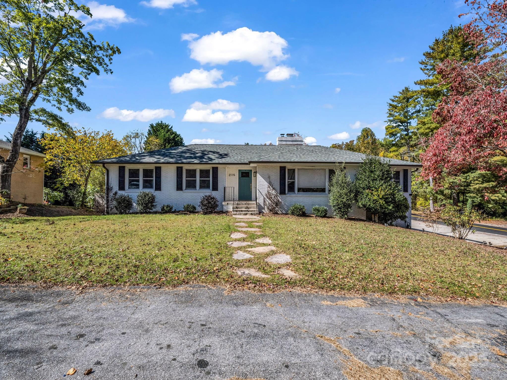 Stoney Crest - Residential